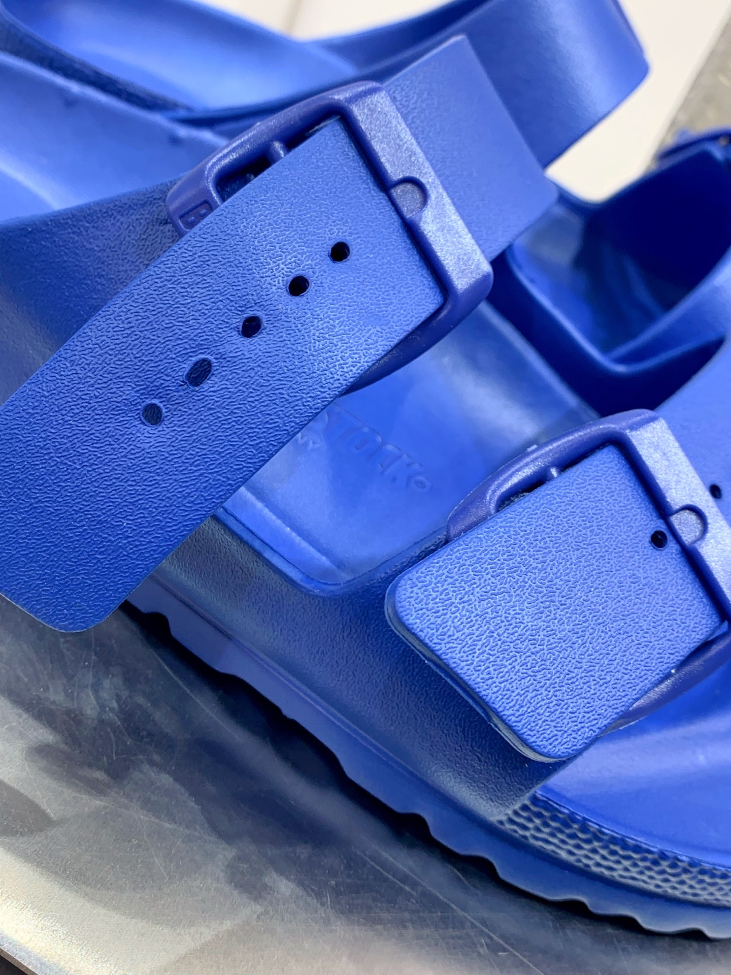 Calvin Klein Sandals S