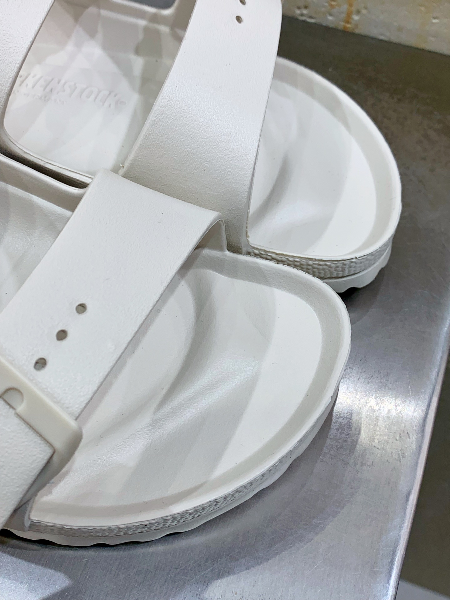 Calvin Klein Sandals S