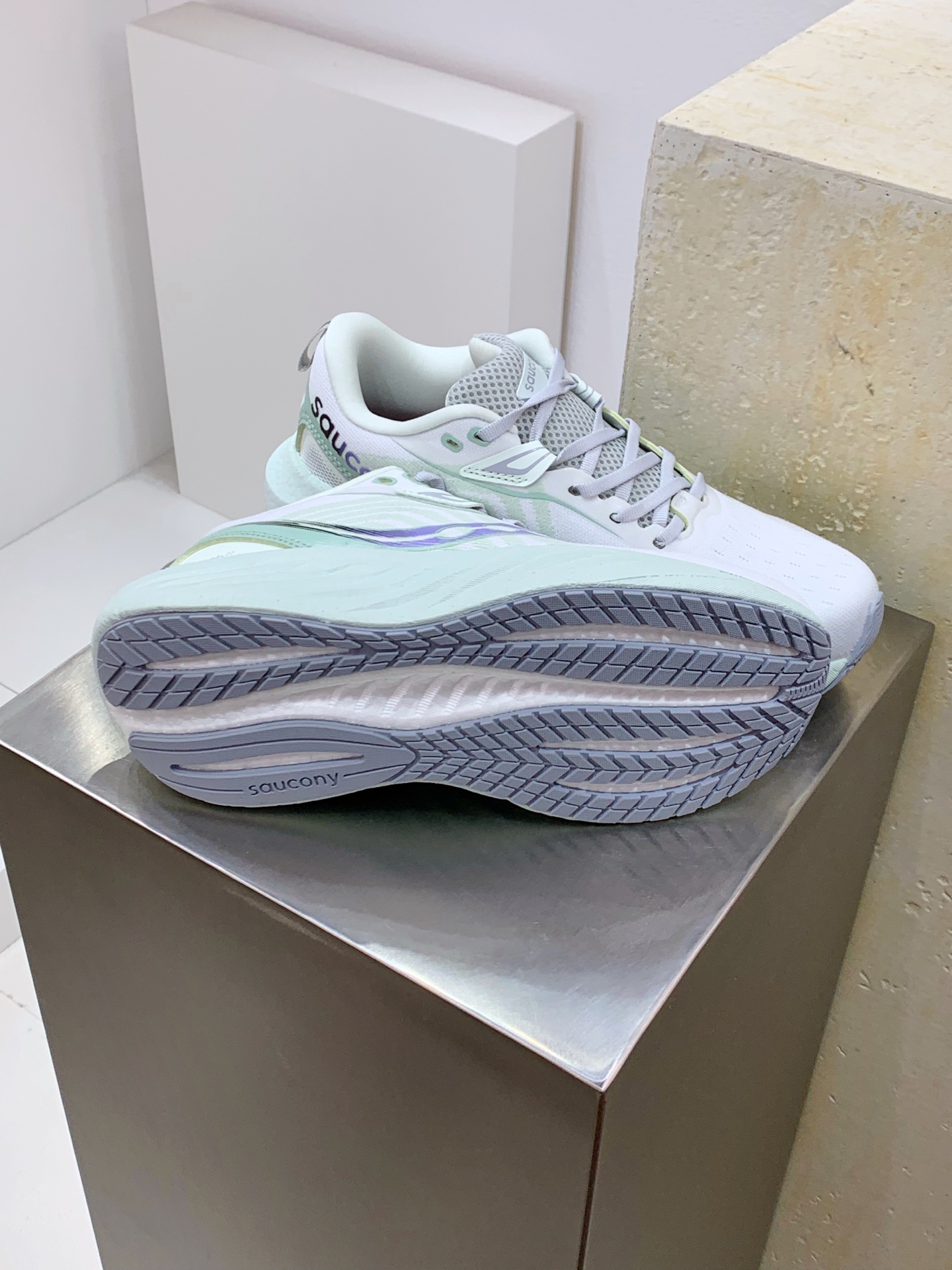 Basic Shoes Breathable M-s