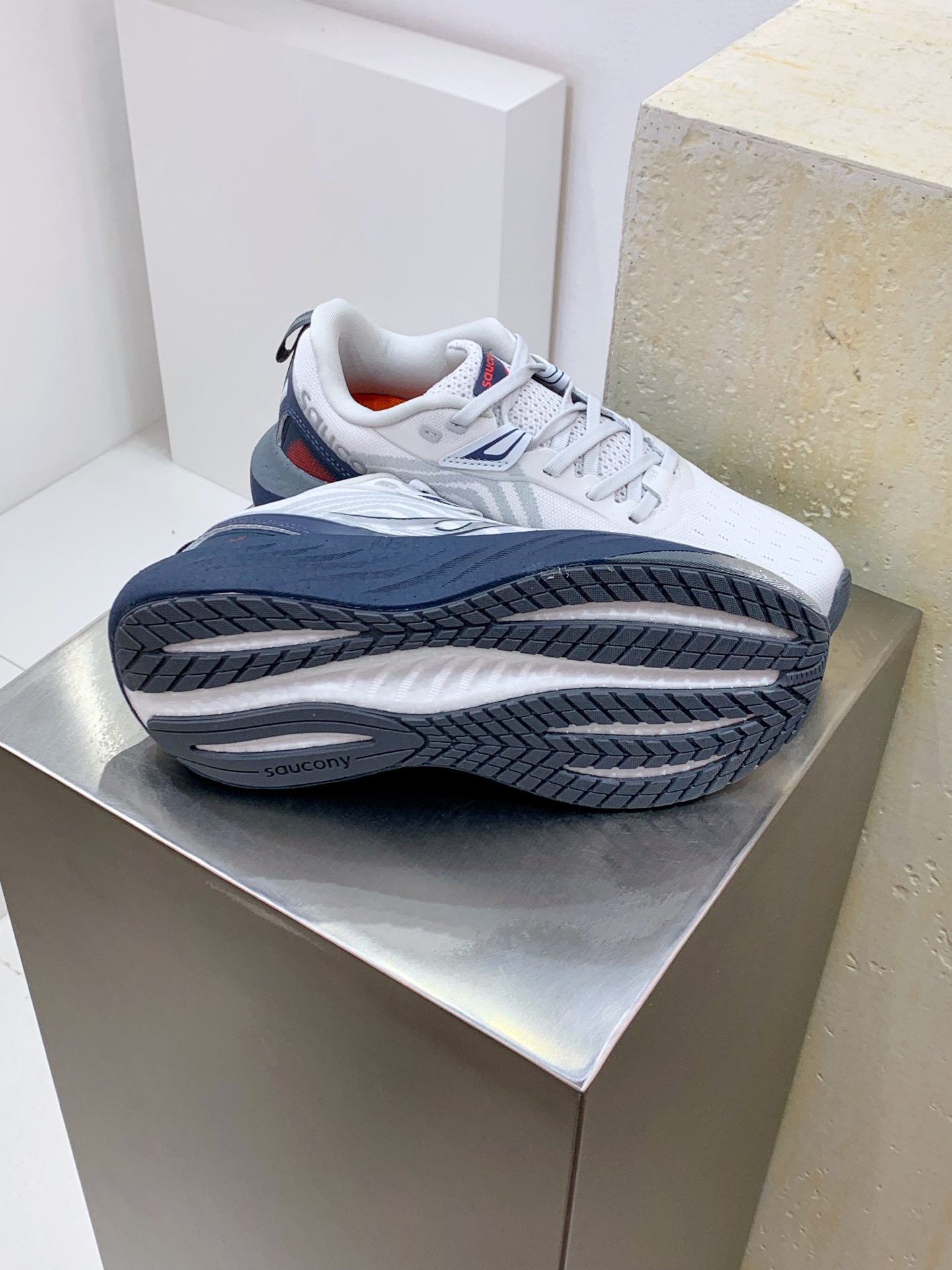 Basic Shoes Breathable M-s