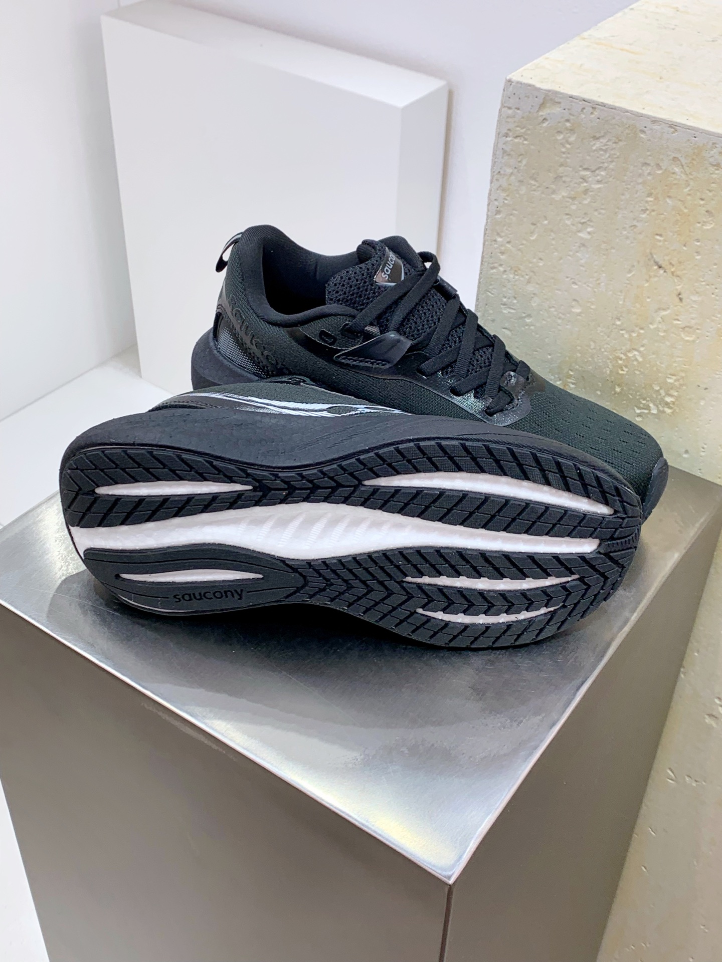 Basic Shoes Breathable M-s