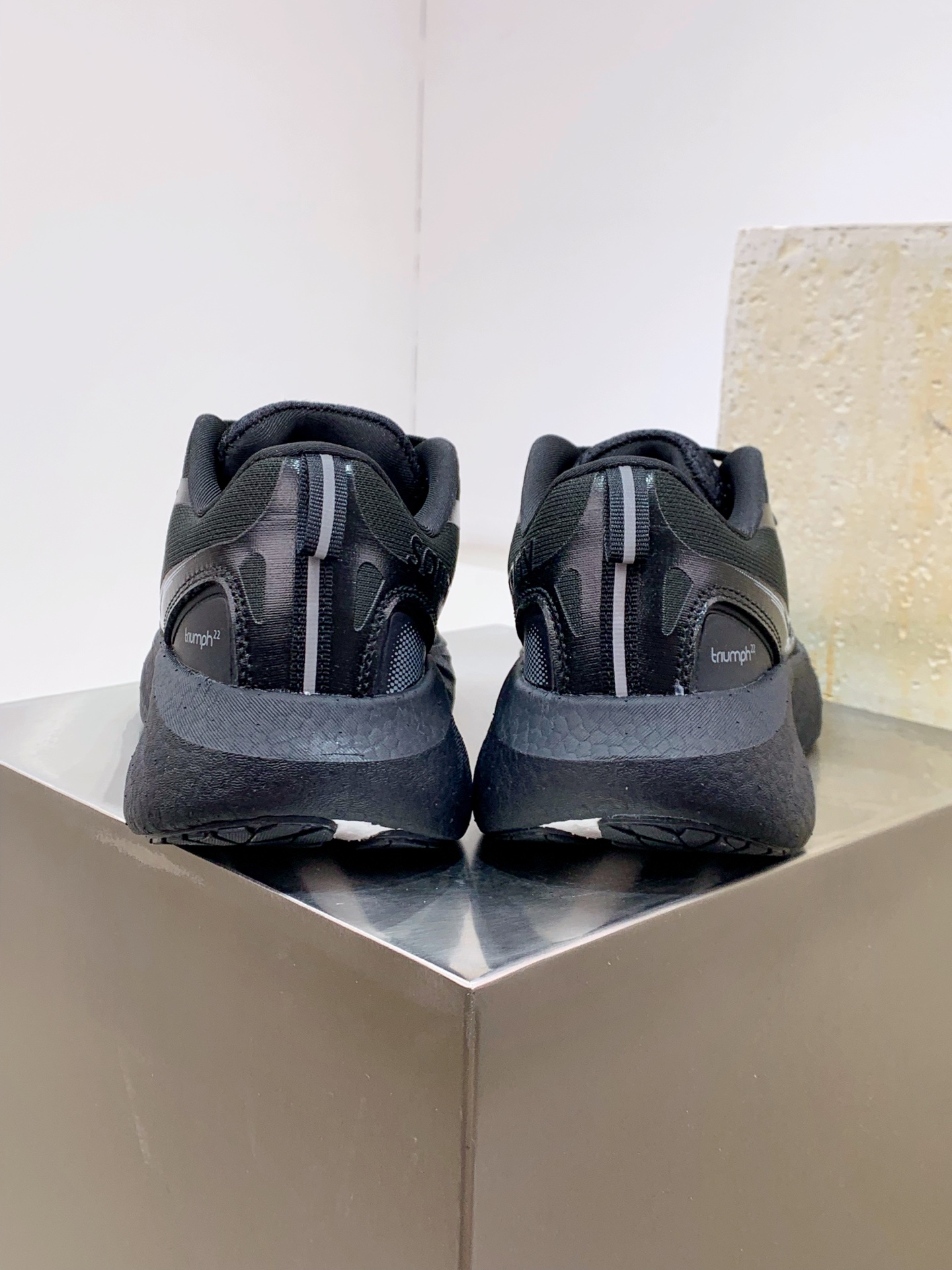 Basic Shoes Breathable M-s