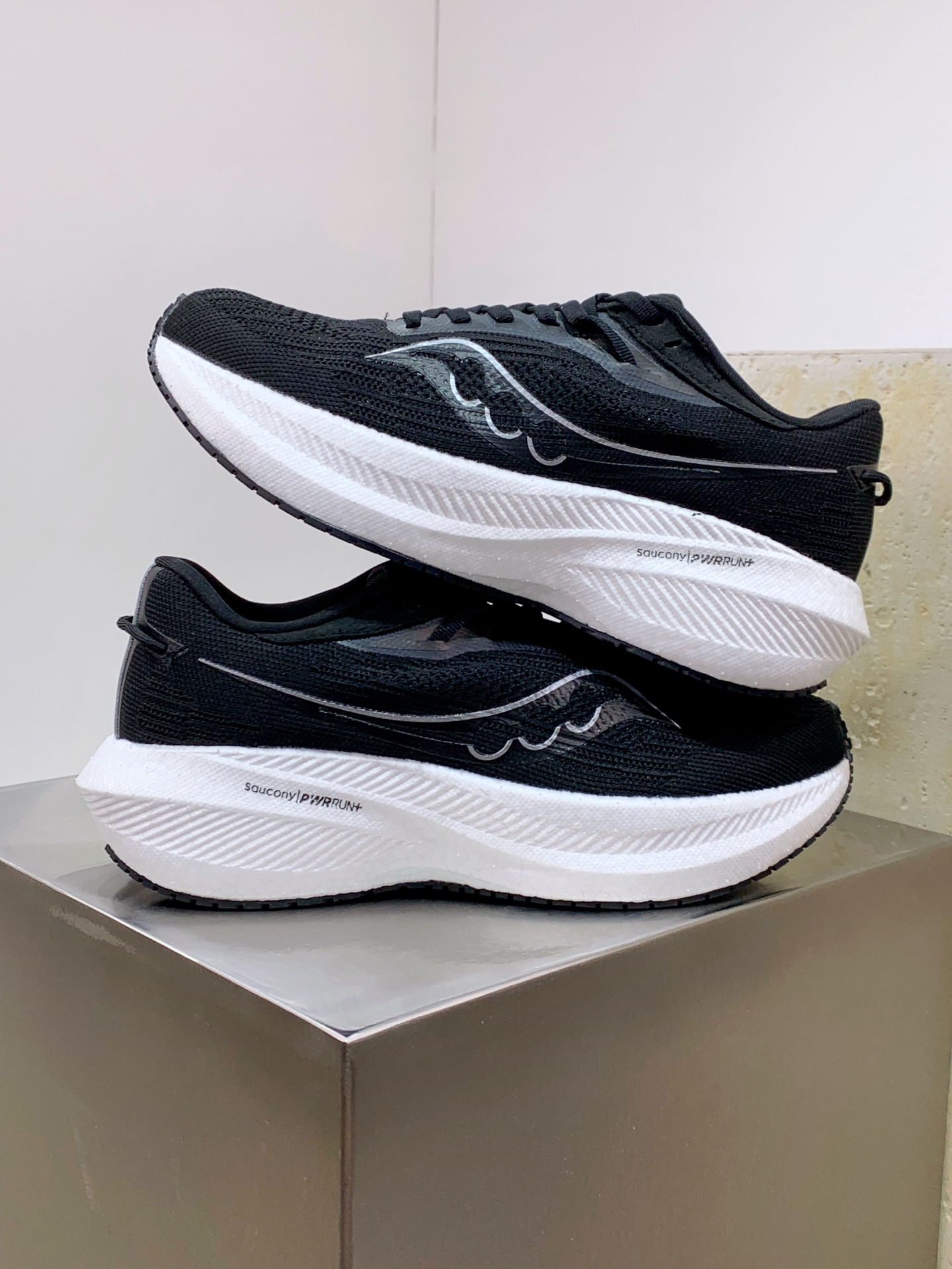 Basic Shoes Breathable M-s