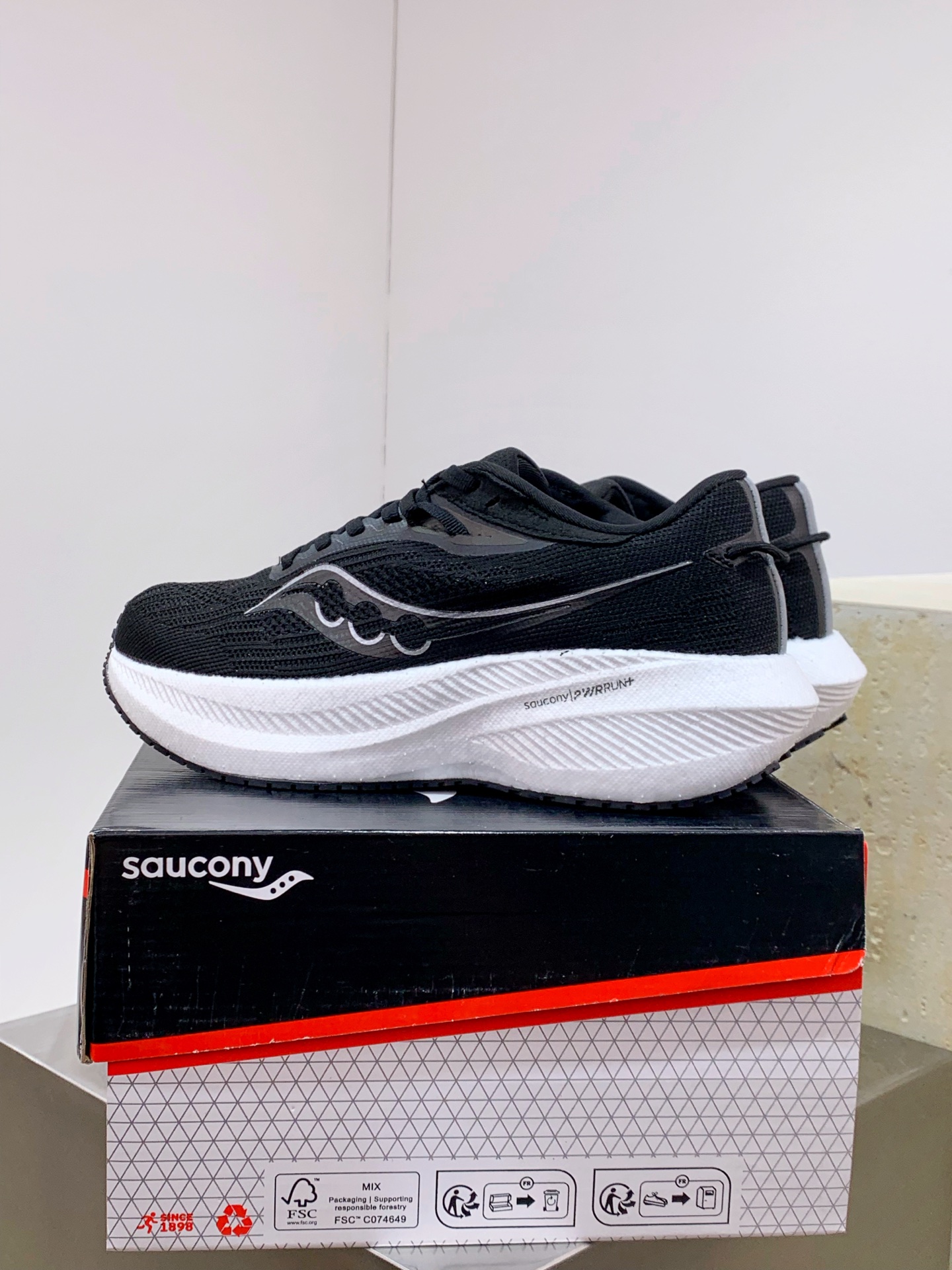 Basic Shoes Breathable M-s