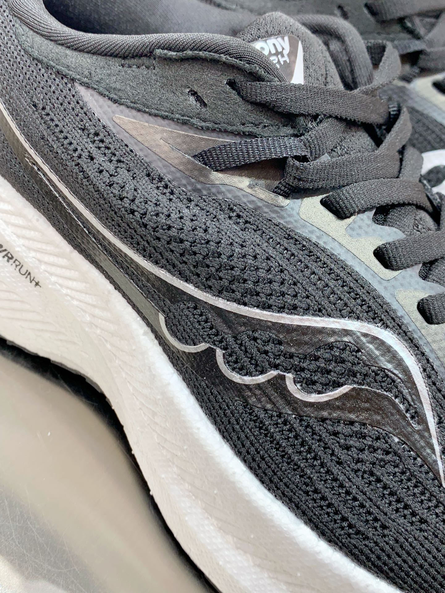 Basic Shoes Breathable M-s