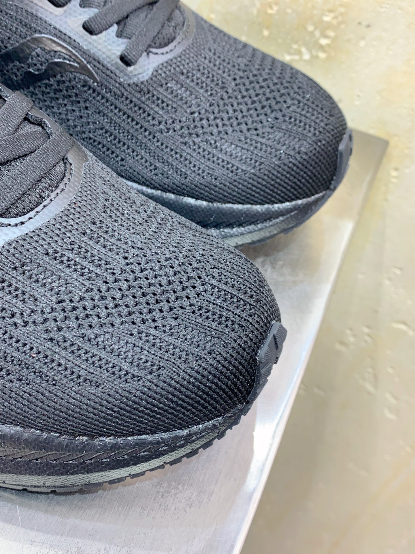 Basic Shoes Breathable M-s