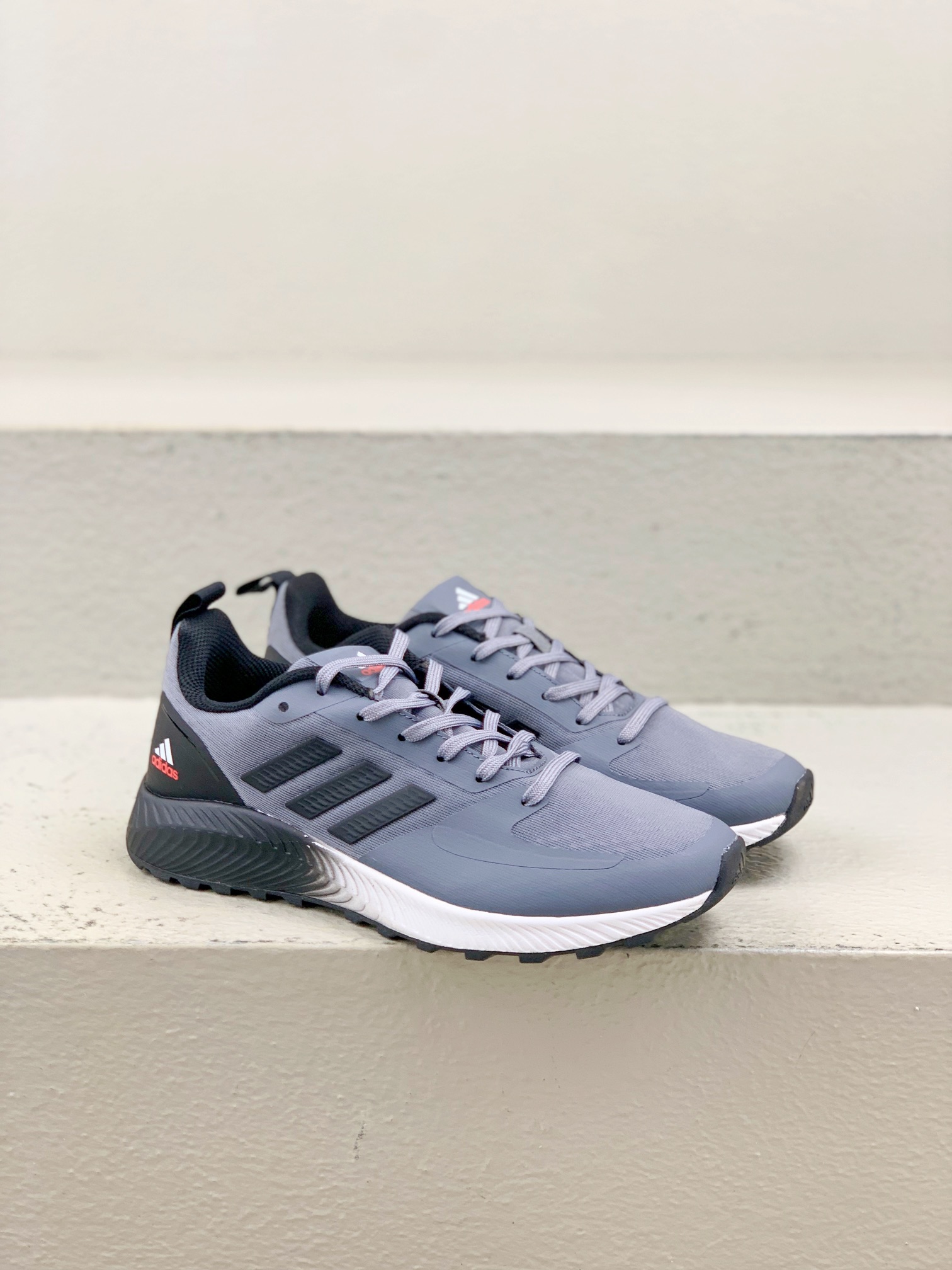 Adidas Basic Shoes Lightweight L