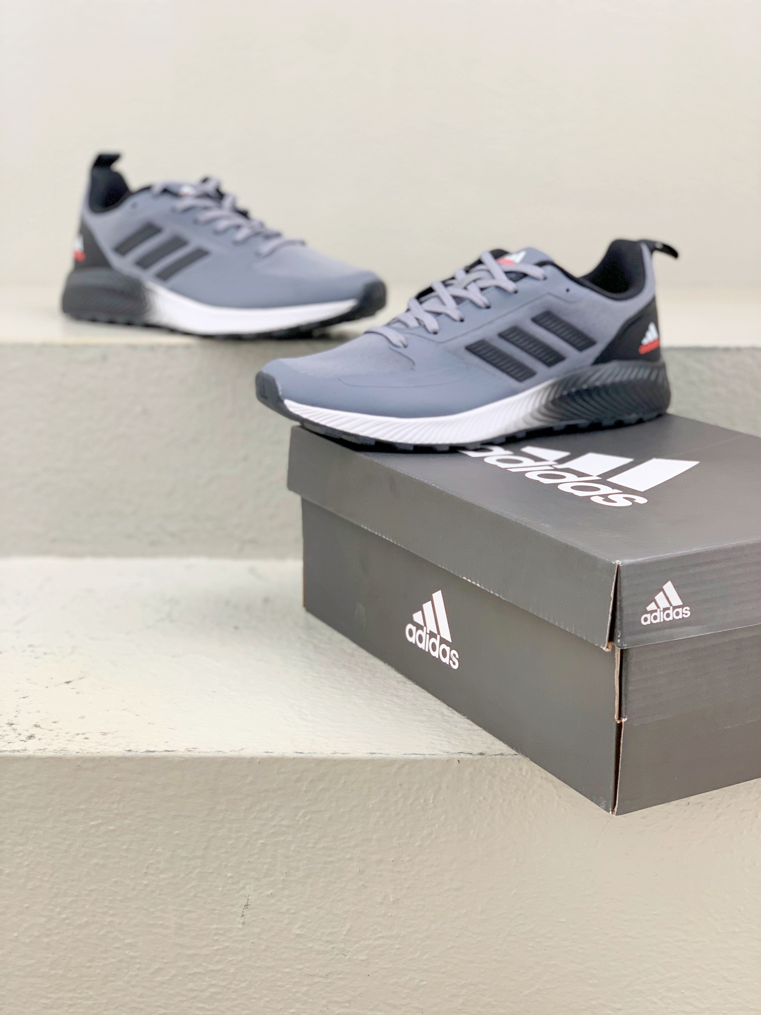 Adidas Basic Shoes Lightweight L