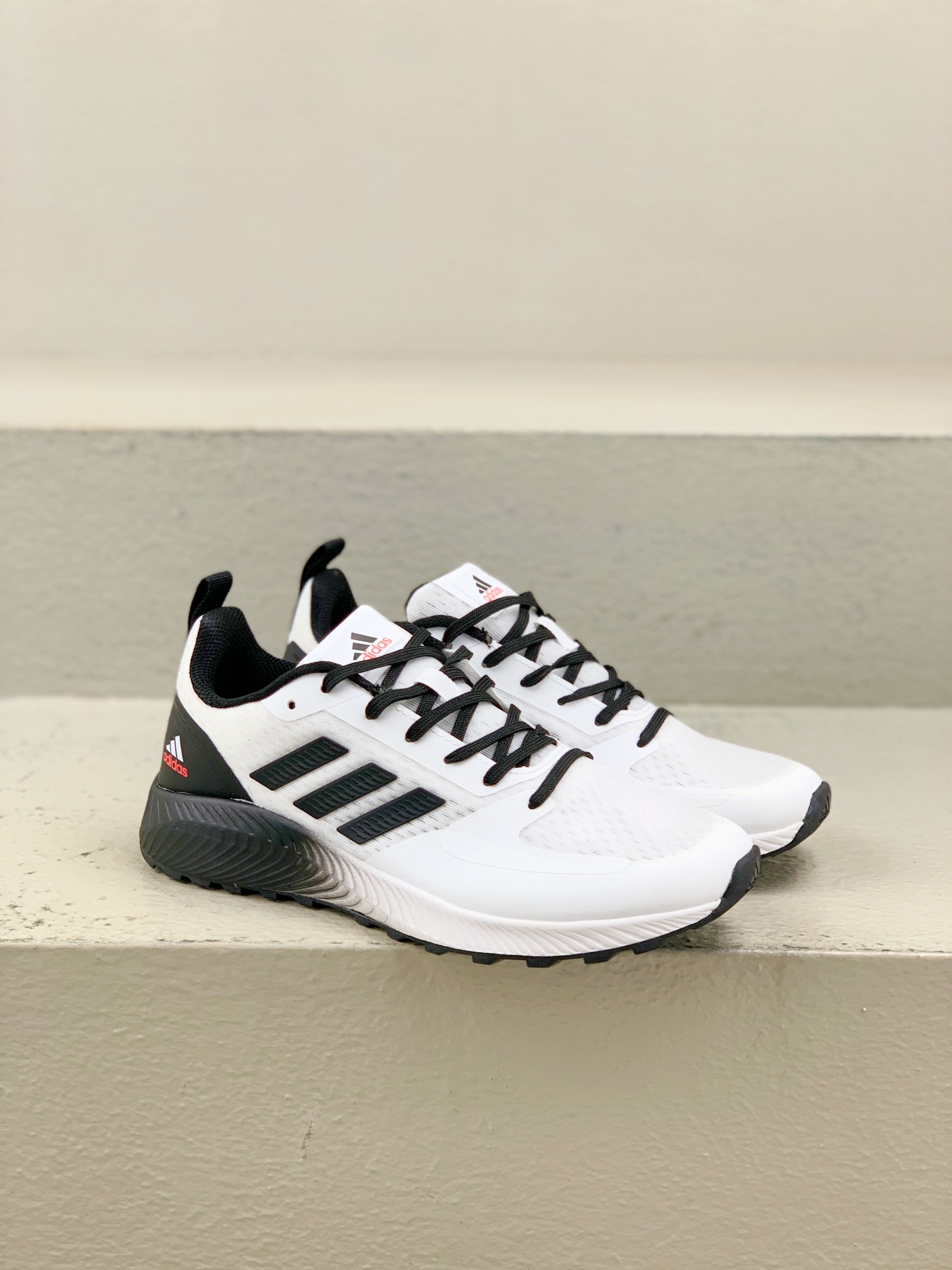 Adidas Basic Shoes Lightweight L