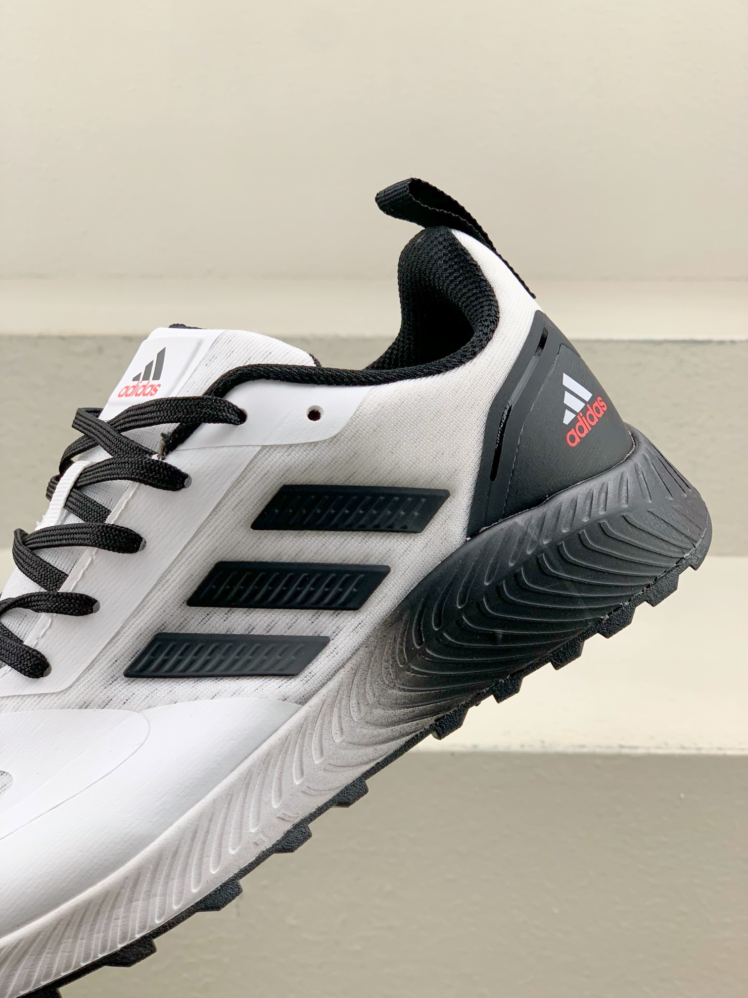 Adidas Basic Shoes Lightweight L