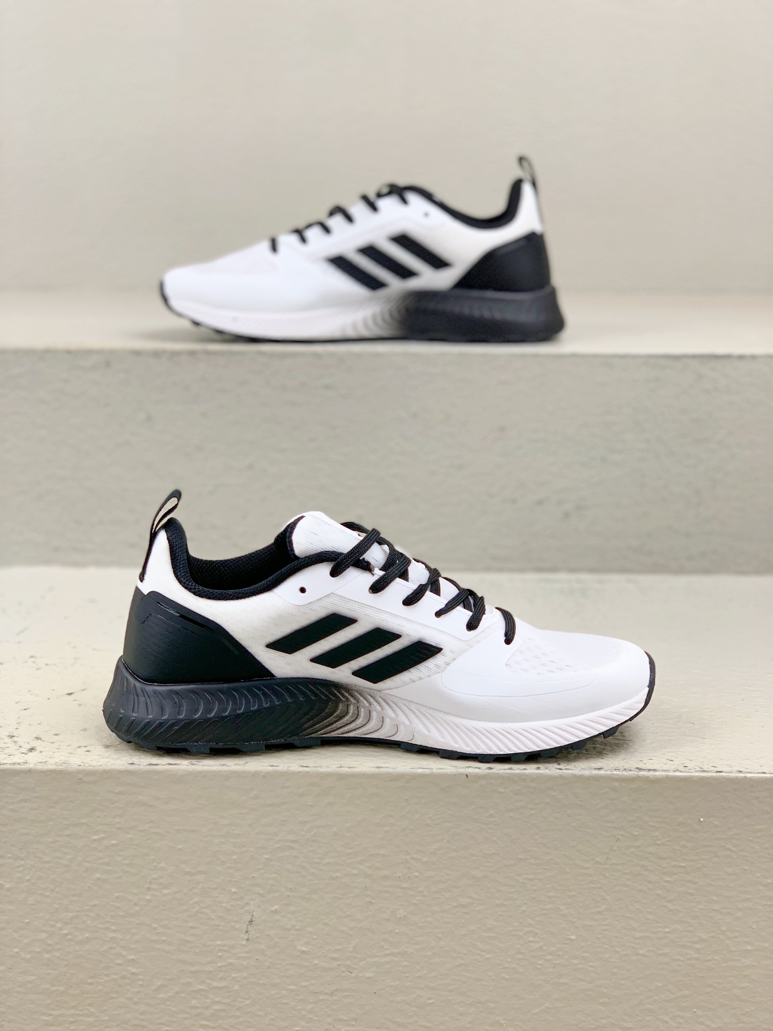 Adidas Basic Shoes Lightweight L