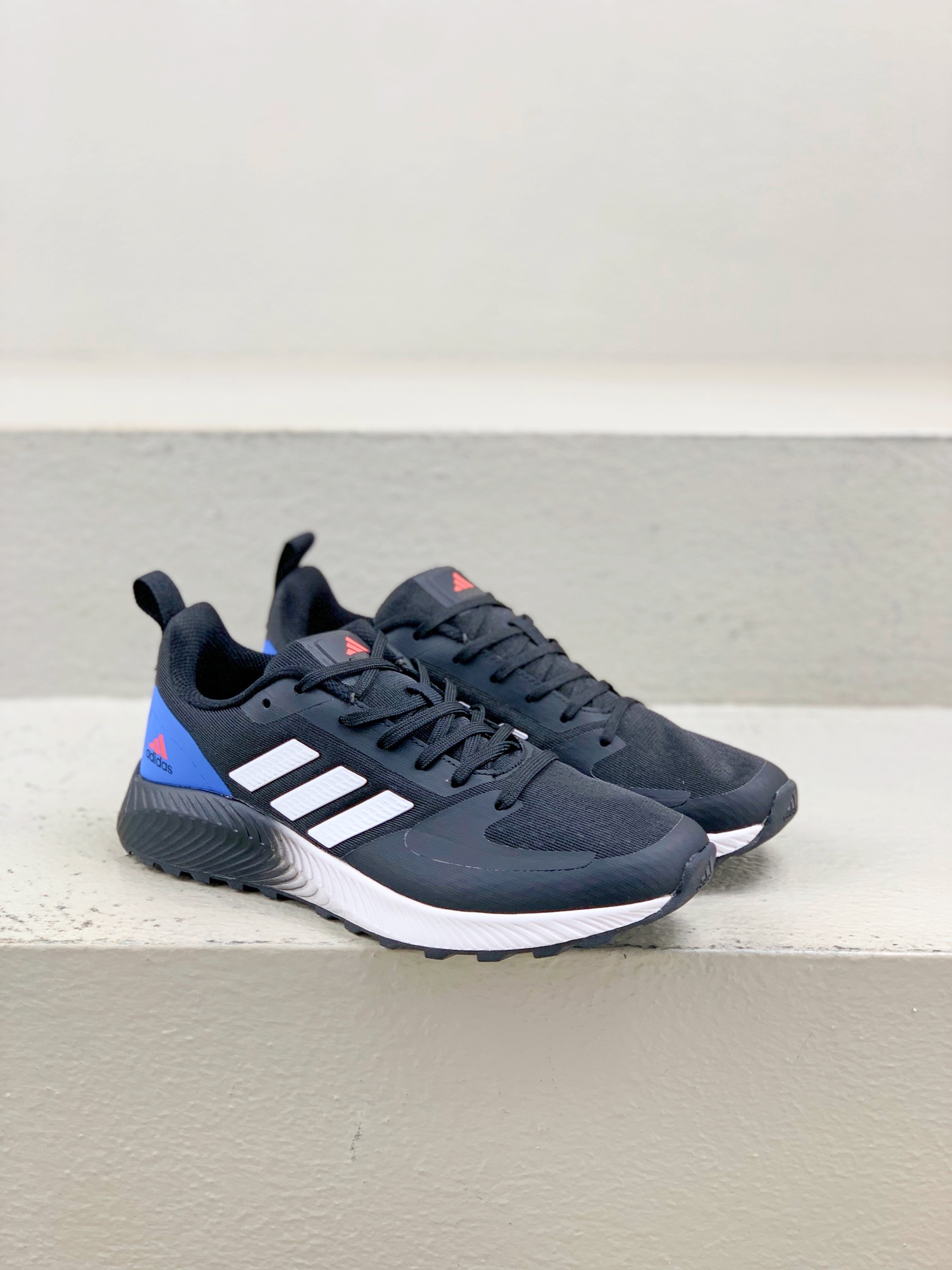 Adidas Basic Shoes Lightweight L