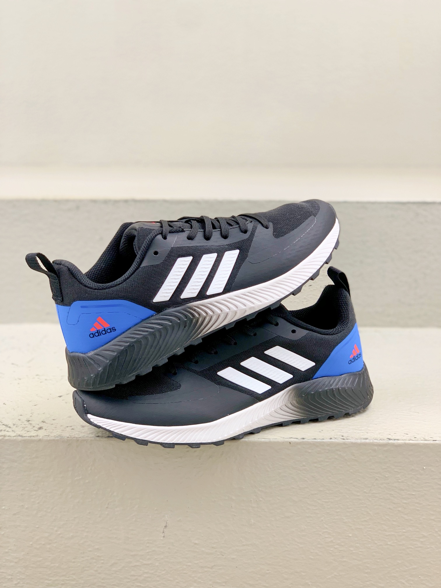 Adidas Basic Shoes Lightweight L