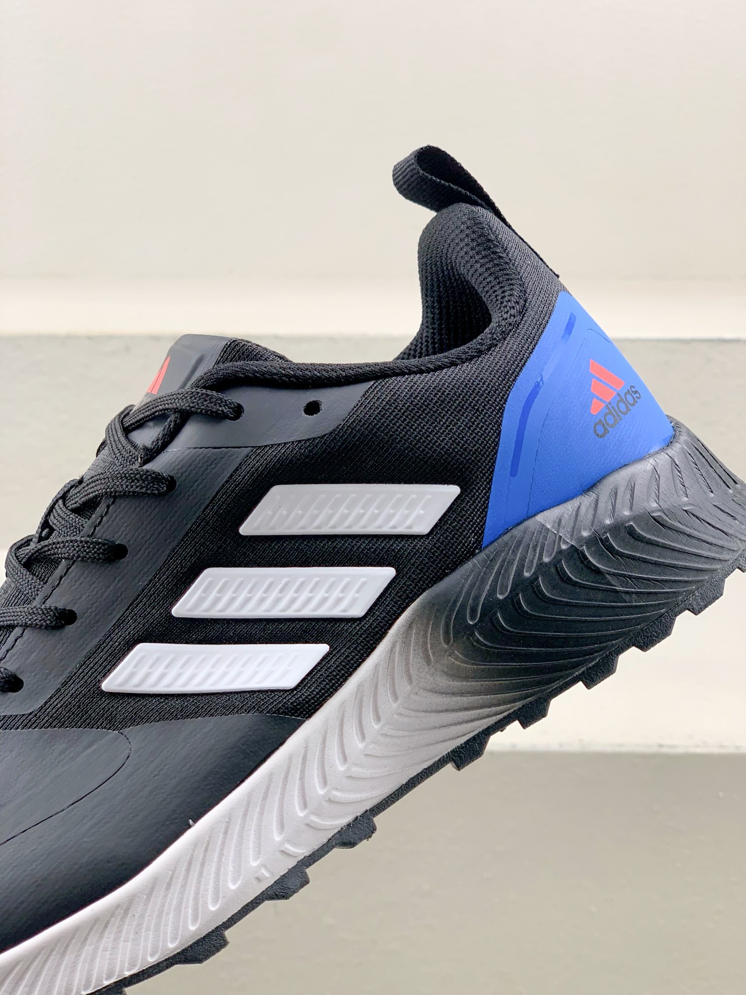 Adidas Basic Shoes Lightweight L