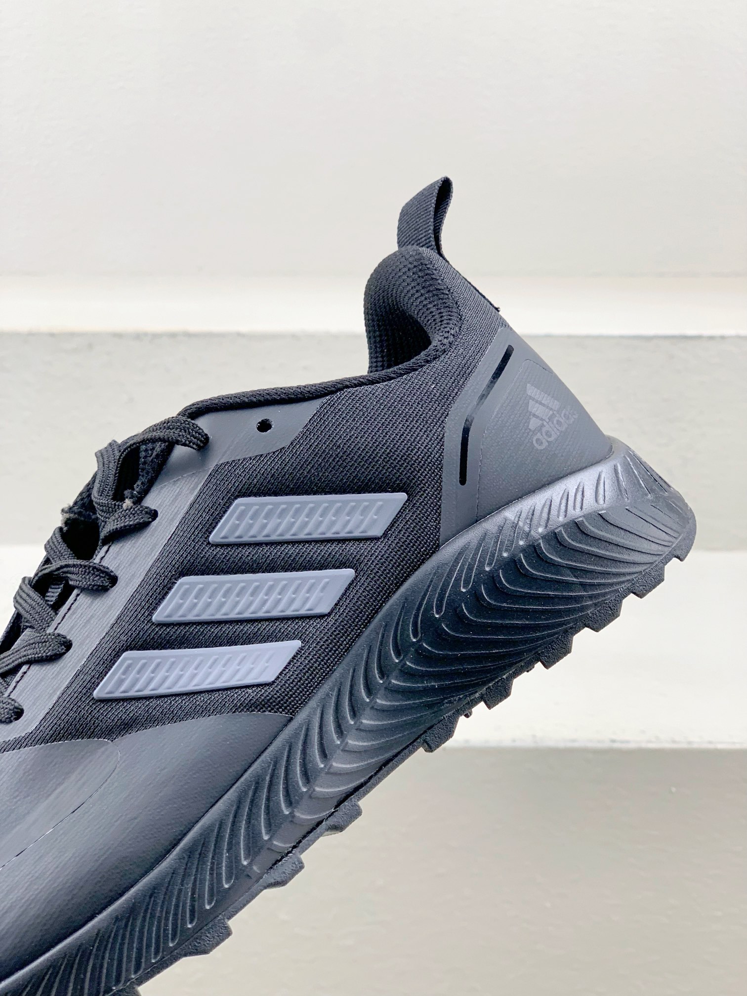 Adidas Basic Shoes Lightweight L