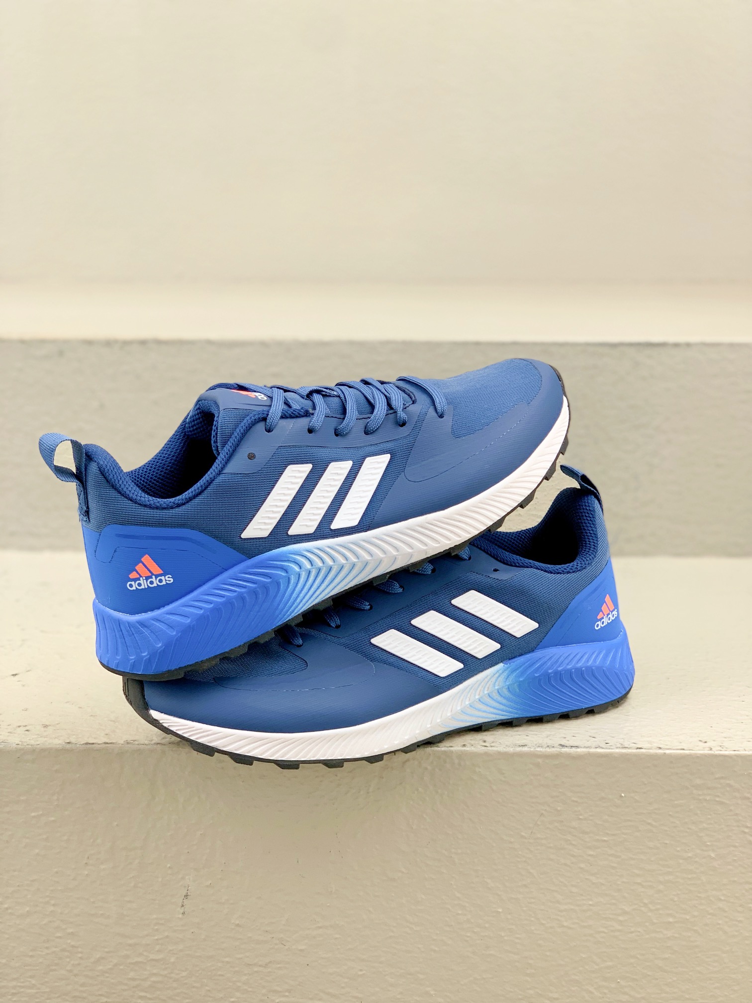 Adidas Basic Shoes Lightweight L