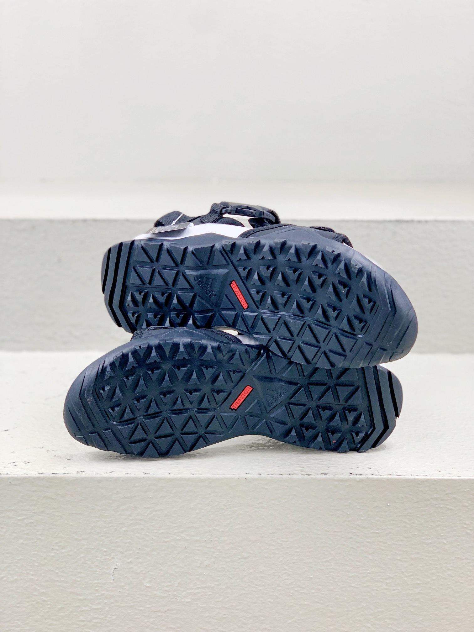 Adidas Sandals White L-s