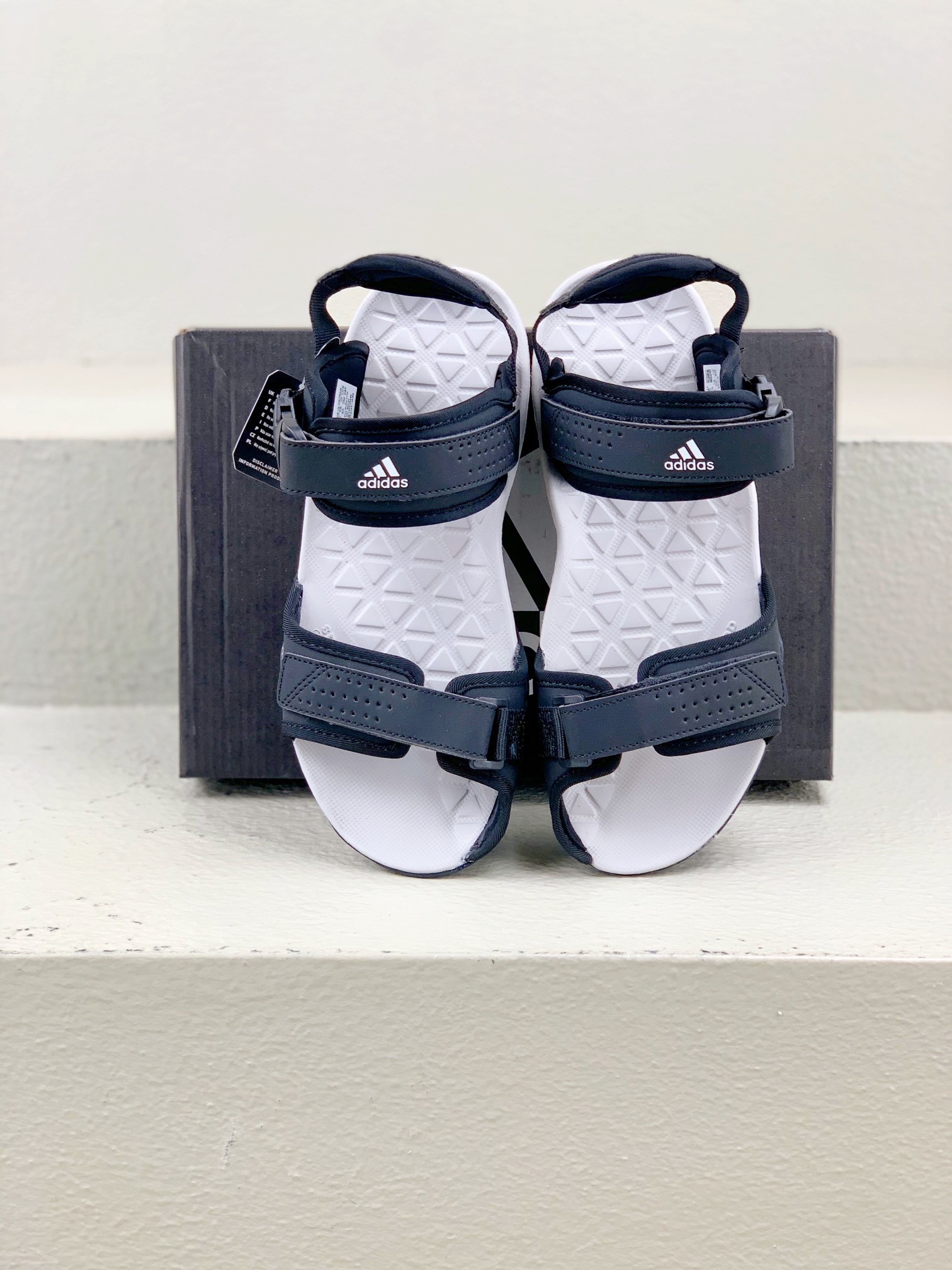 Adidas Sandals White L-s