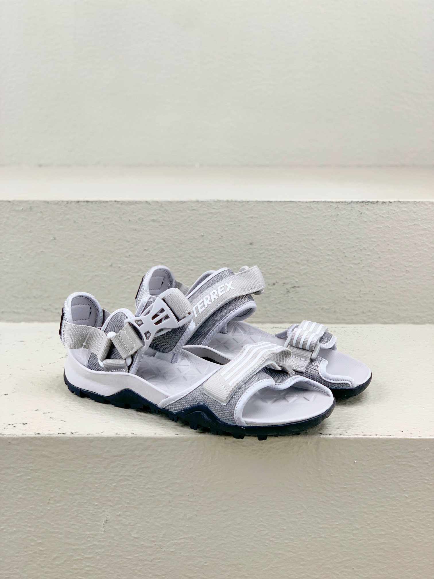 Adidas Sandals Black L-s