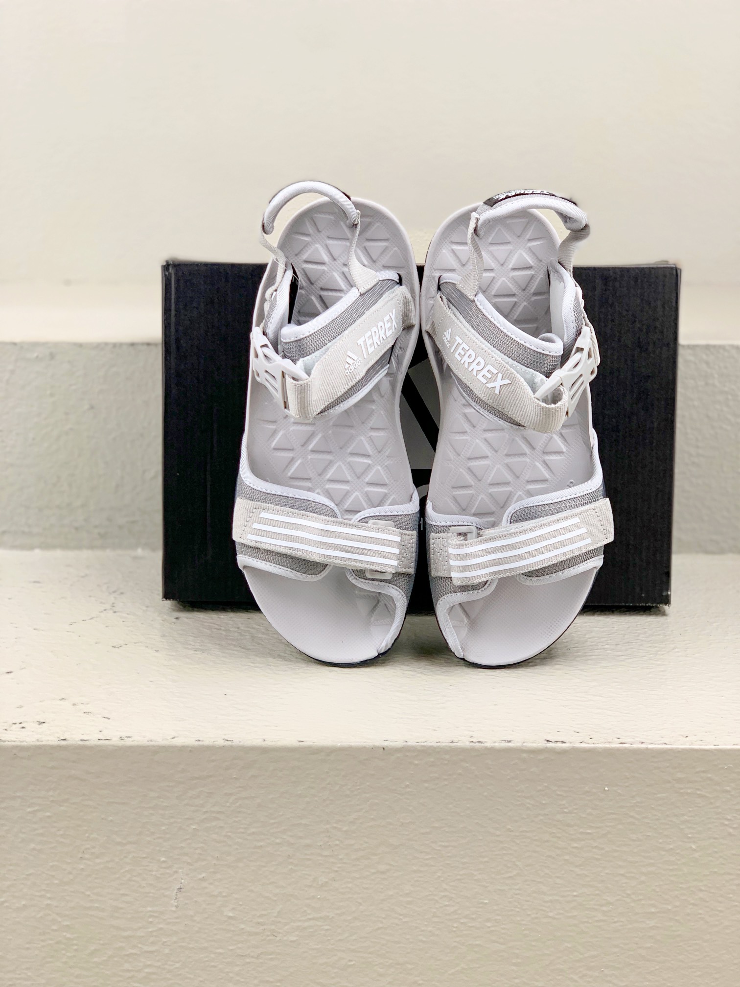 Adidas Sandals Black L-s