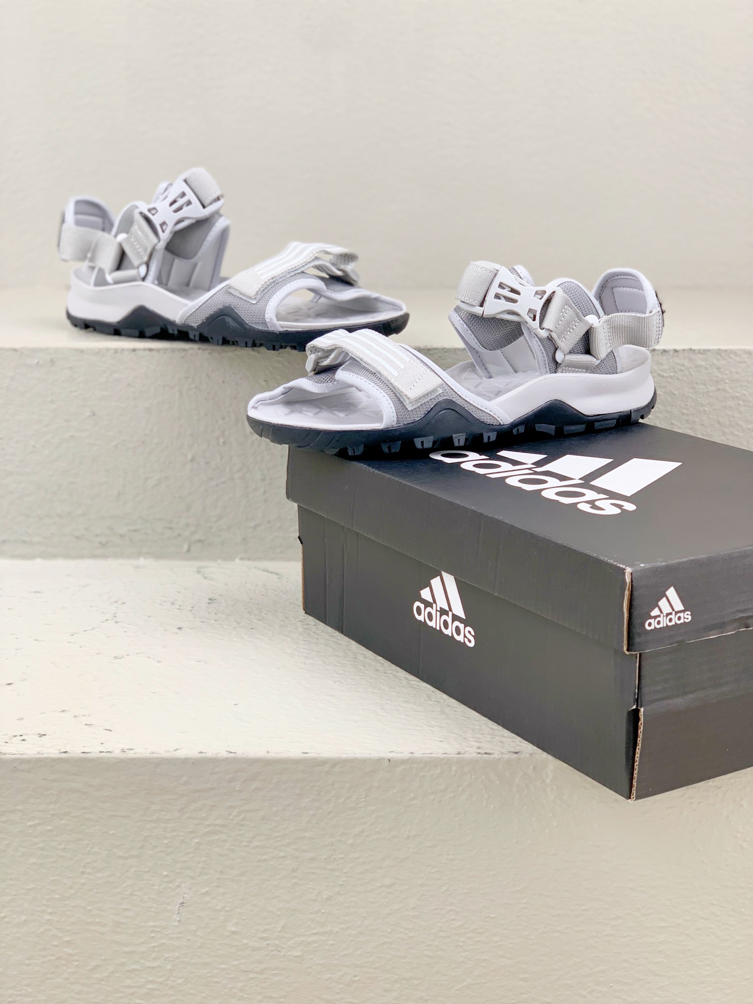 Adidas Sandals Black L-s