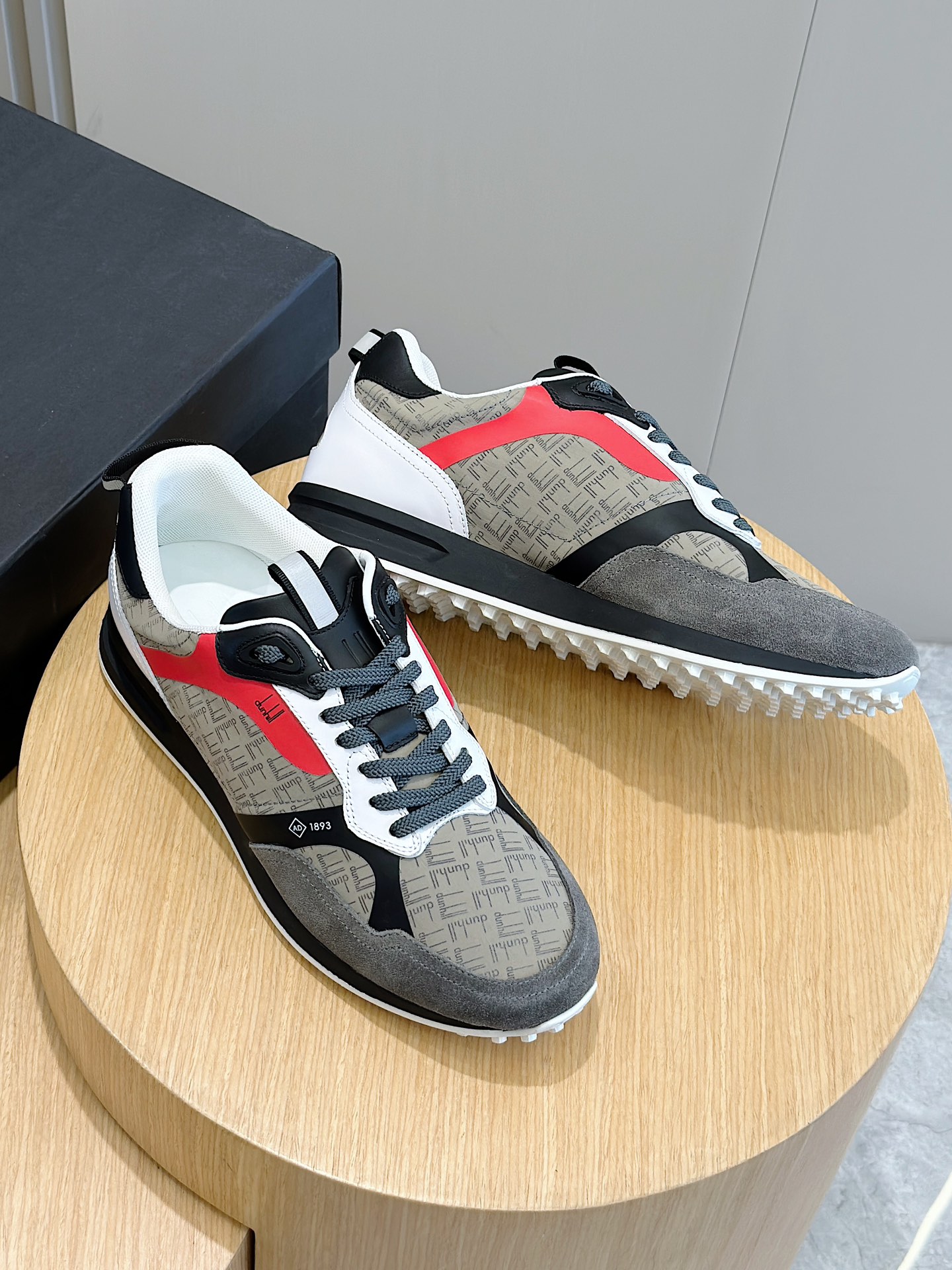 Male Sneakers Shock Absorbing L-s