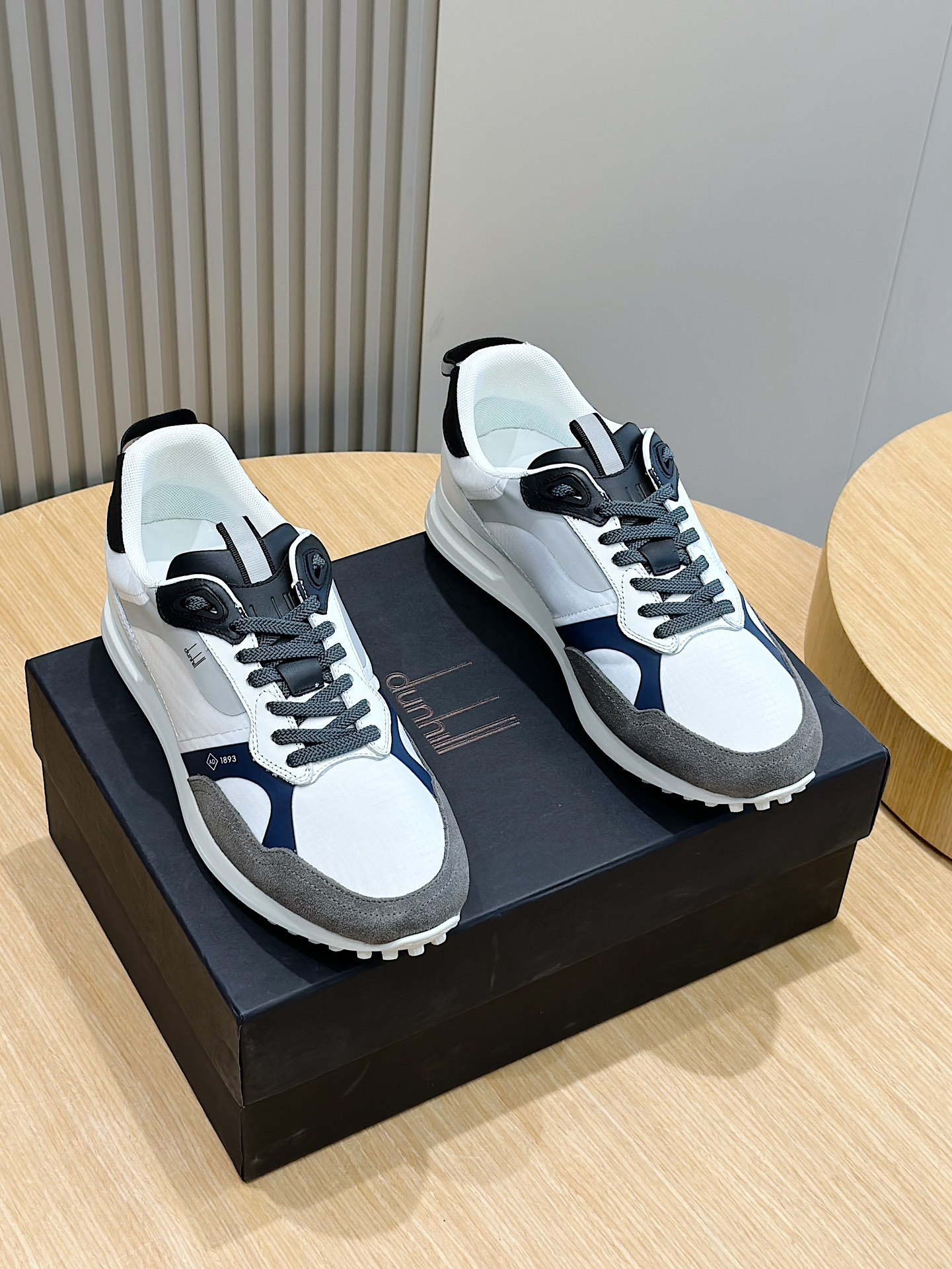 Male Sneakers Shock Absorbing L-s