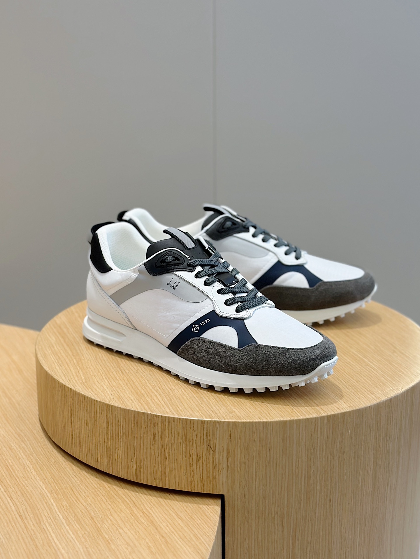 Male Sneakers Shock Absorbing L-s