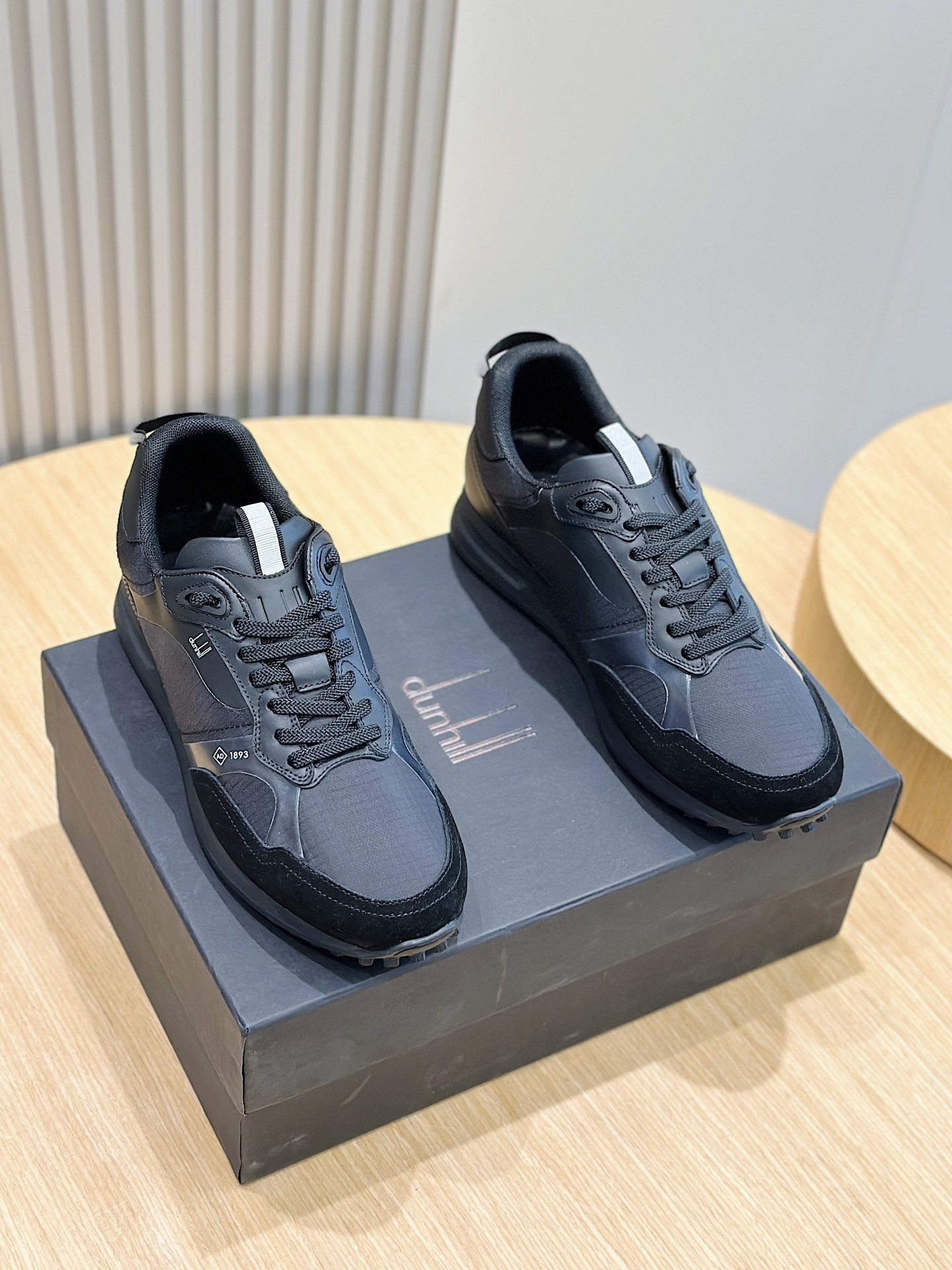 Male Sneakers Shock Absorbing L-s