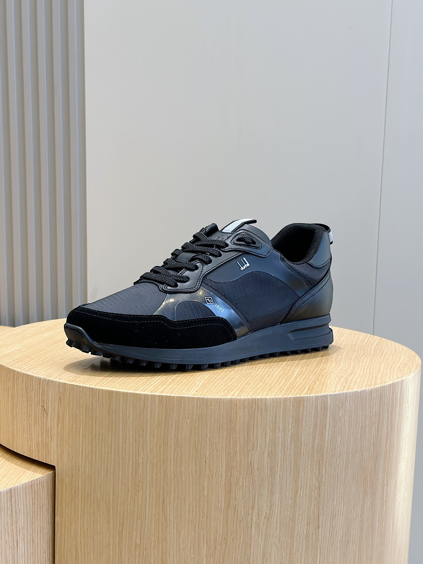 Male Sneakers Shock Absorbing L-s