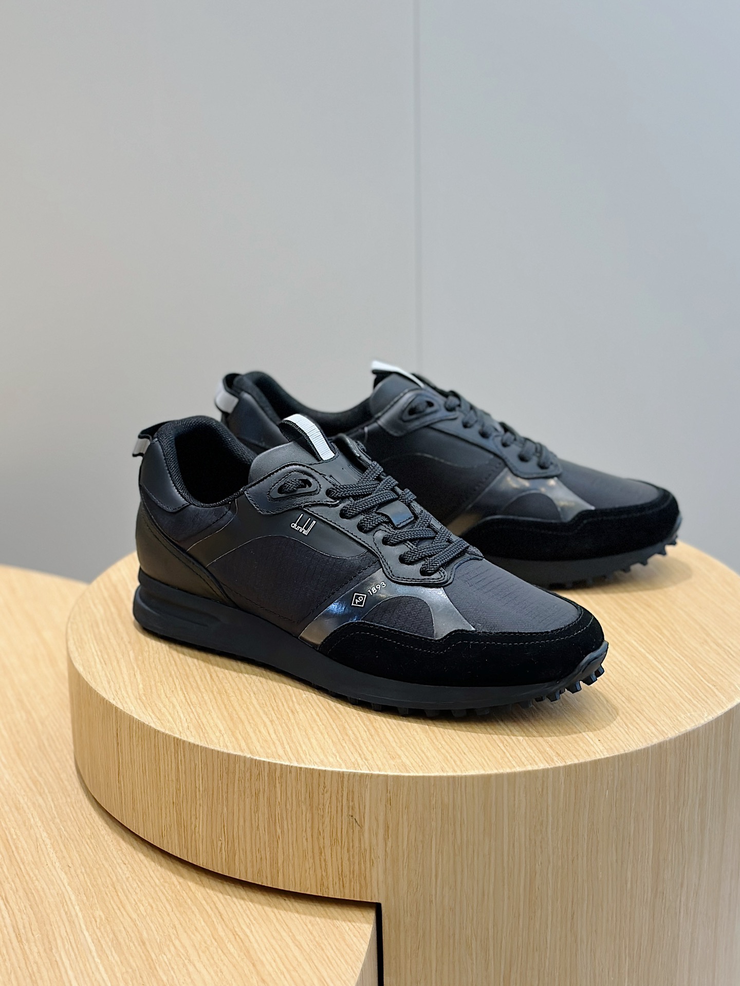 Male Sneakers Shock Absorbing L-s