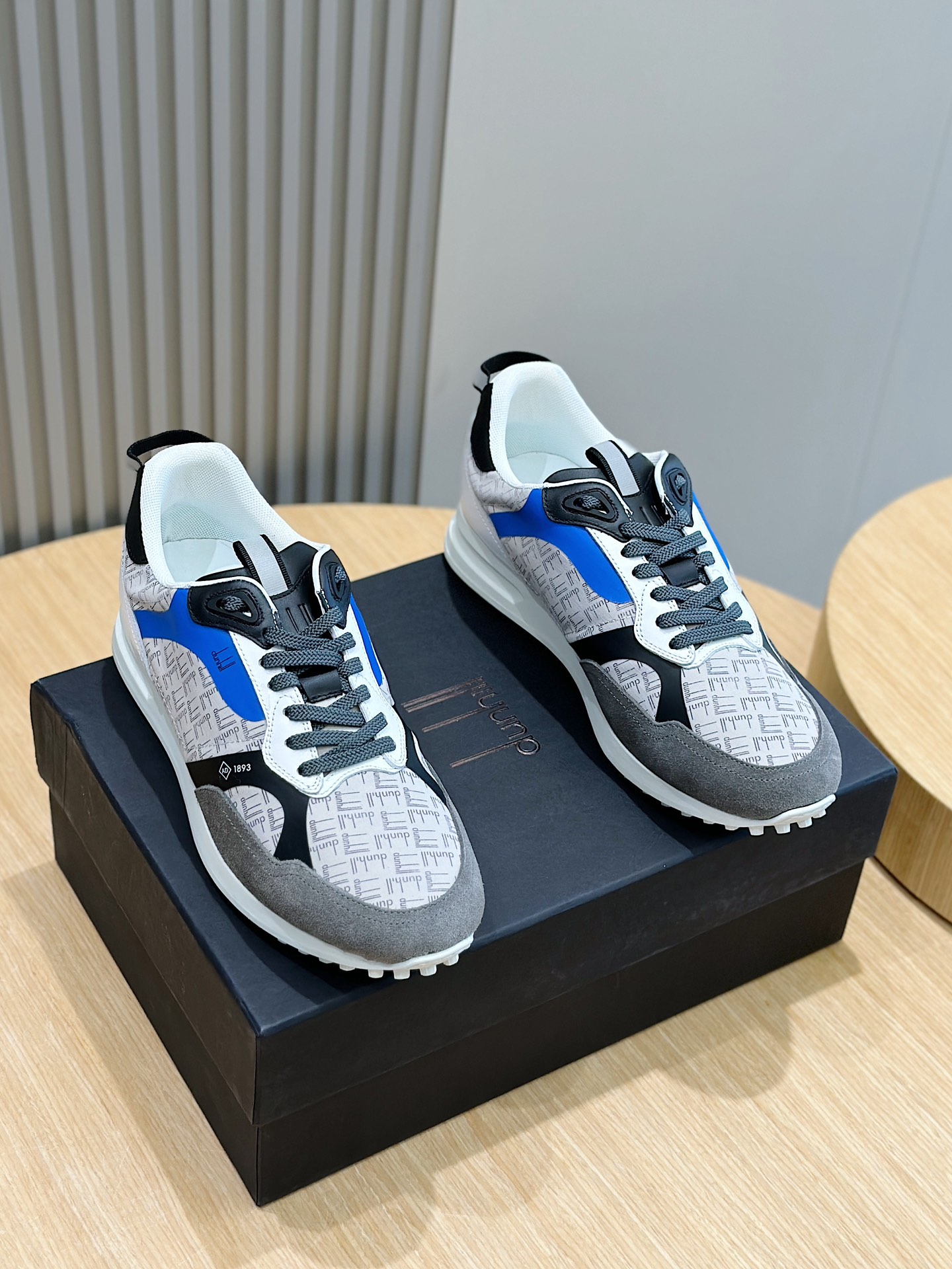 Male Sneakers Shock Absorbing L-s