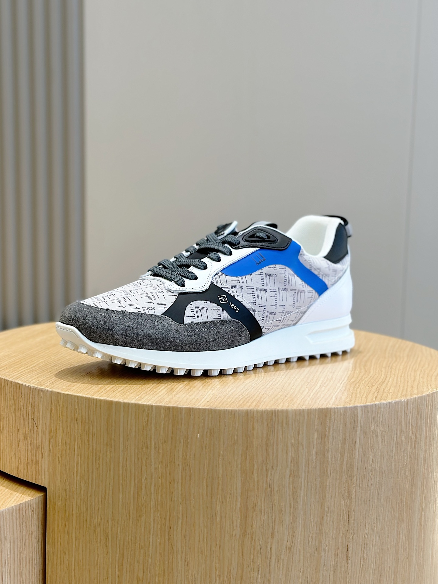 Male Sneakers Shock Absorbing L-s