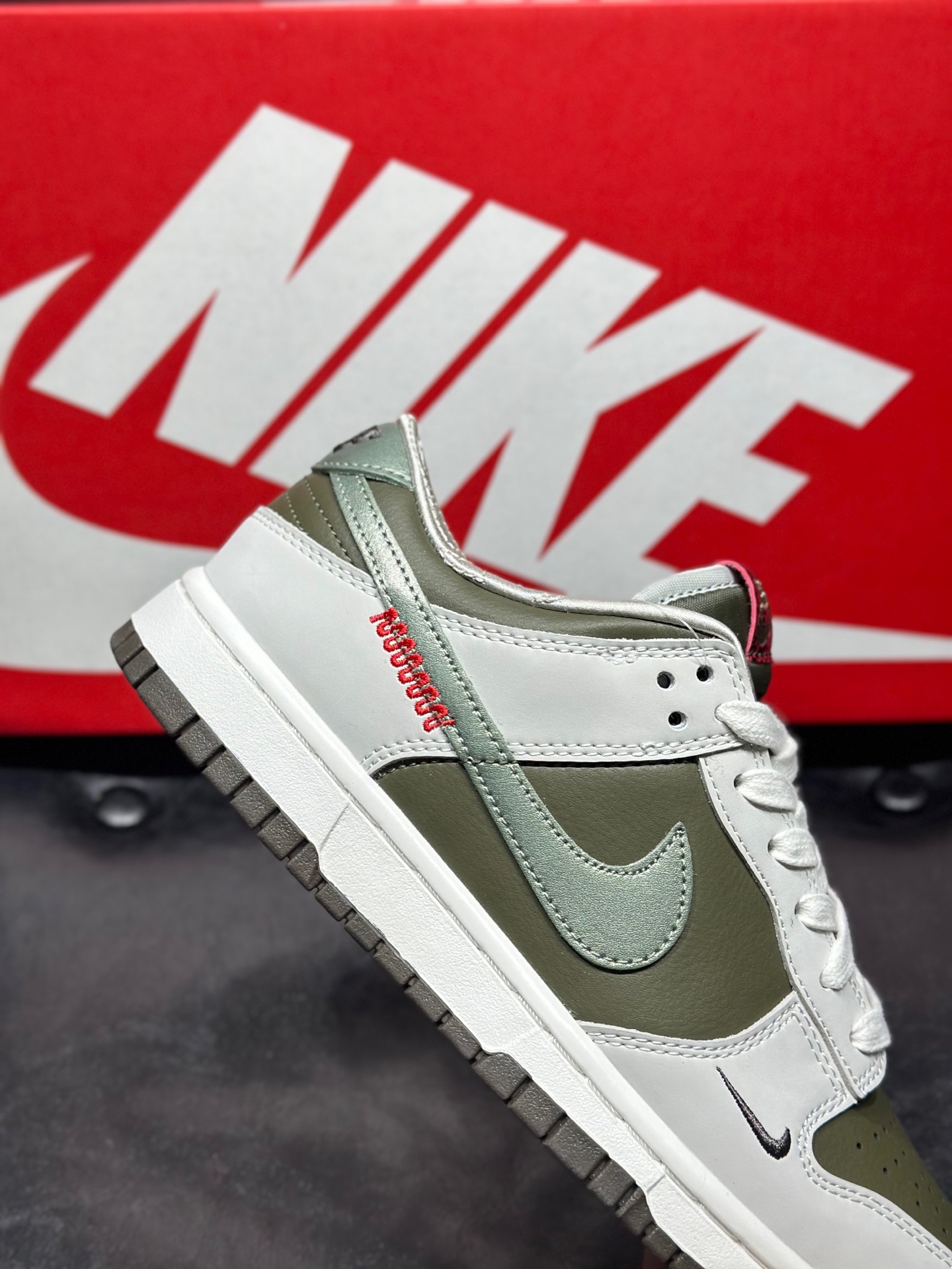 Nike Male Board Shoes L-s