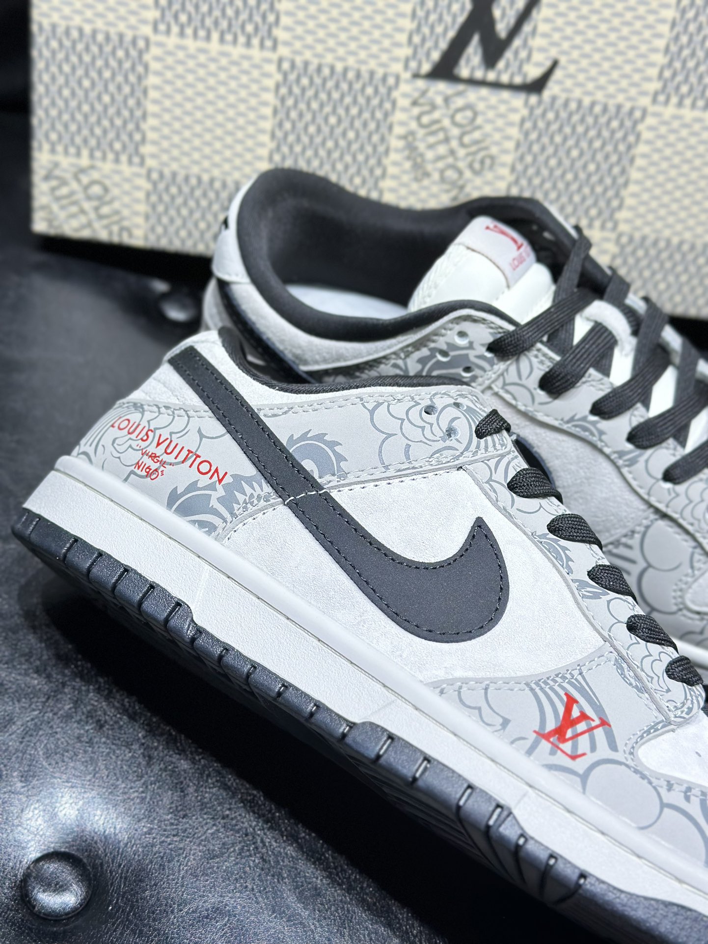 Dior Nike Board Shoes L