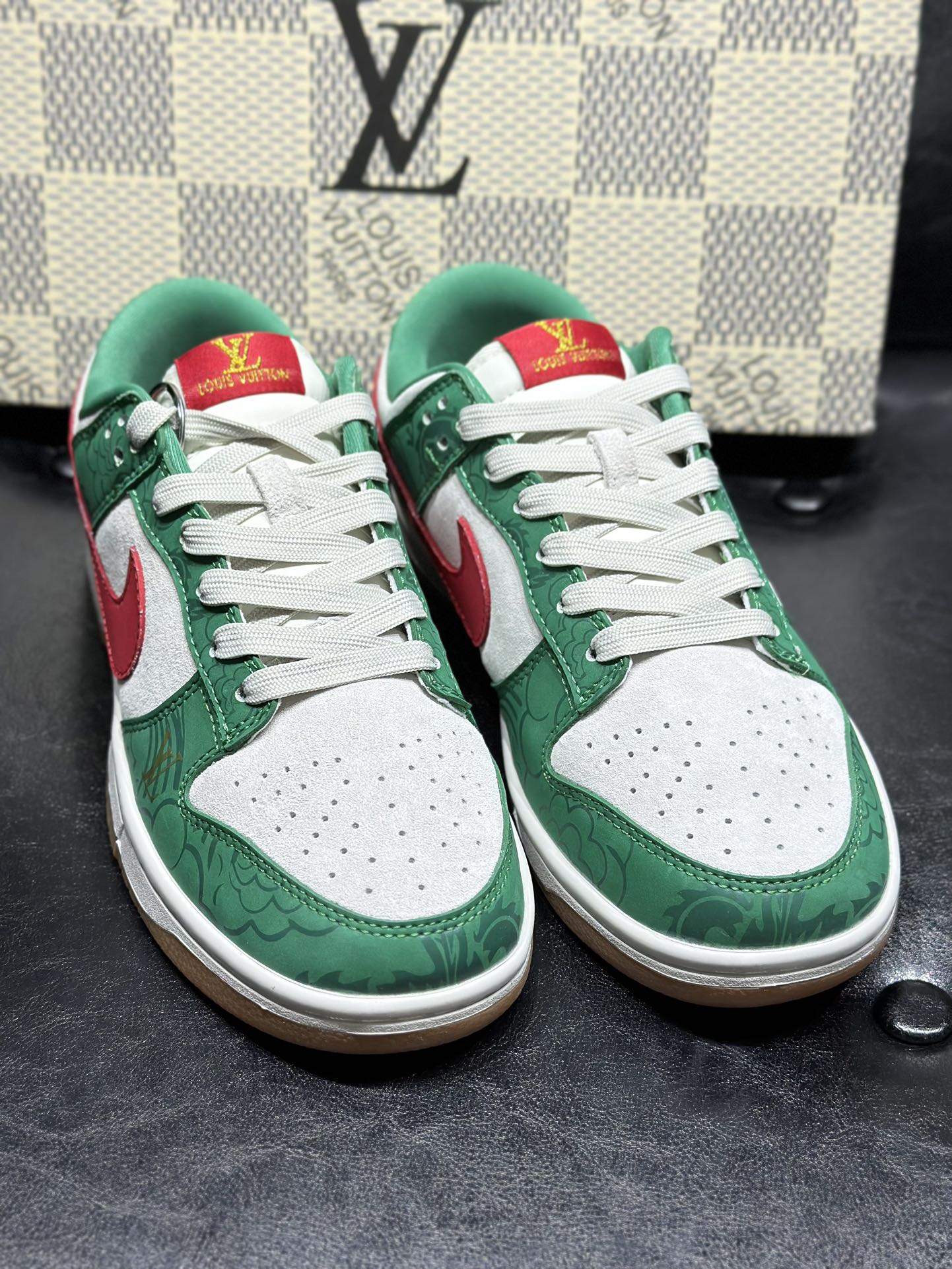 Dior Nike Board Shoes L