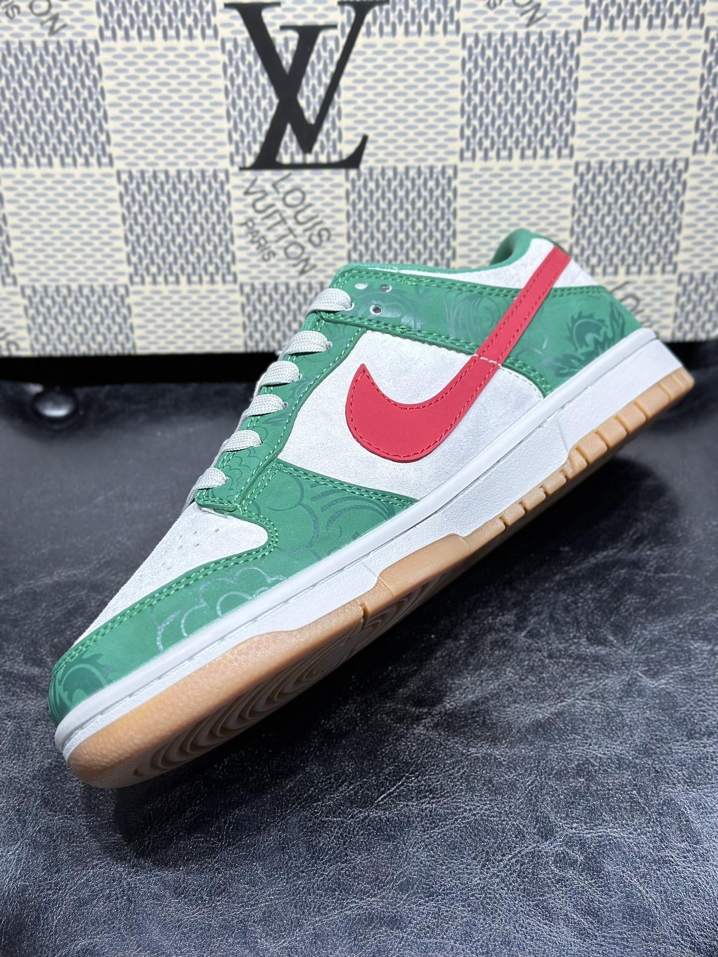 Dior Nike Board Shoes L