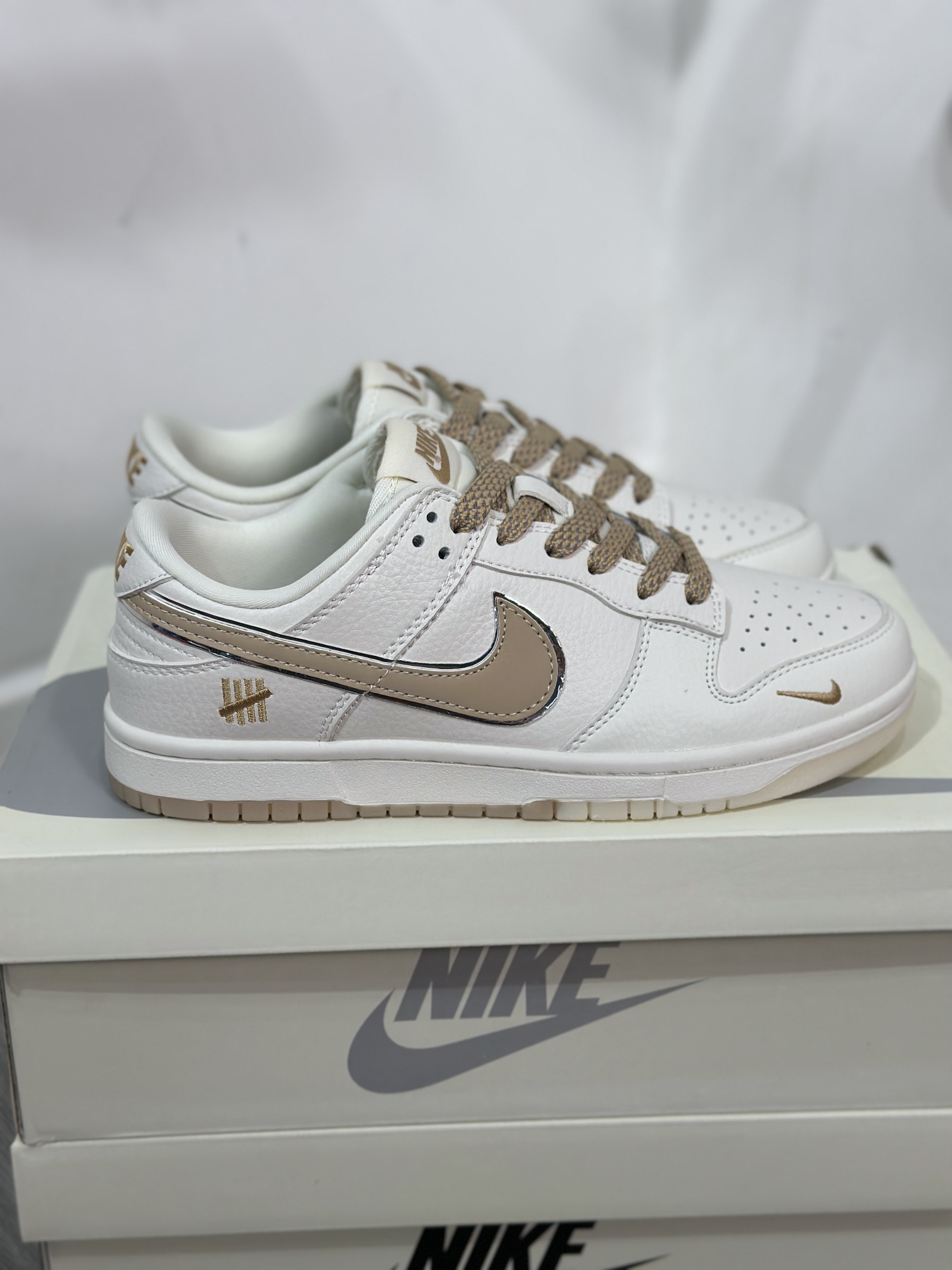 Dior Nike Board Shoes L