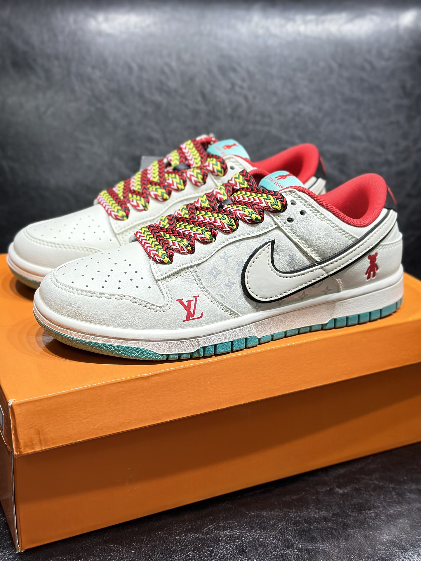 Dior Nike Board Shoes L