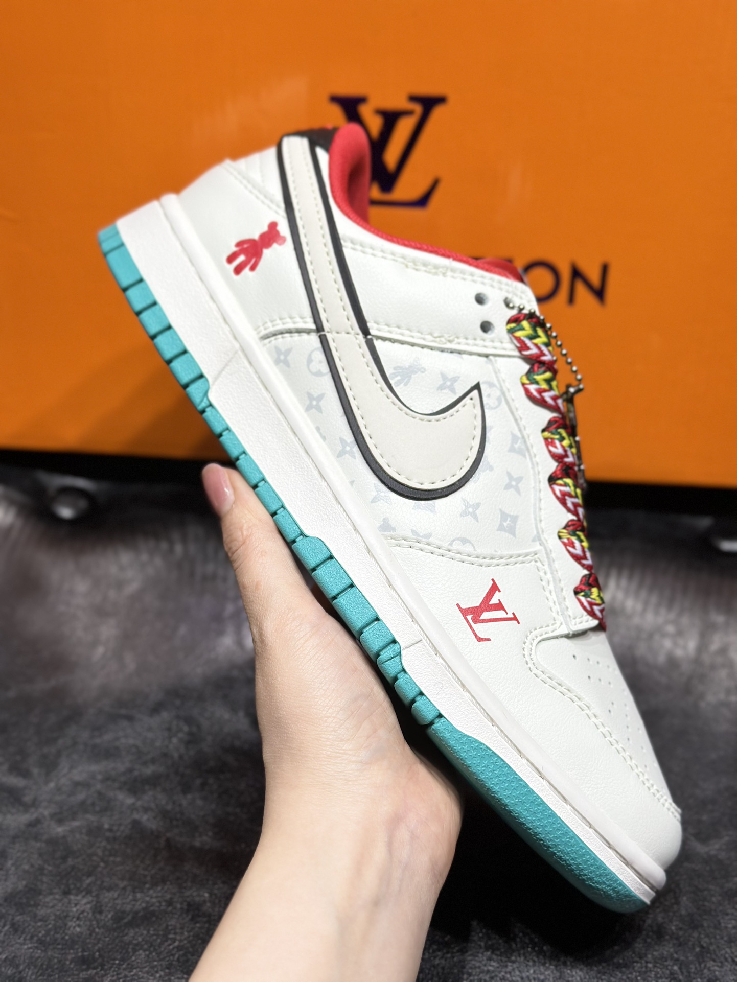 Dior Nike Board Shoes L