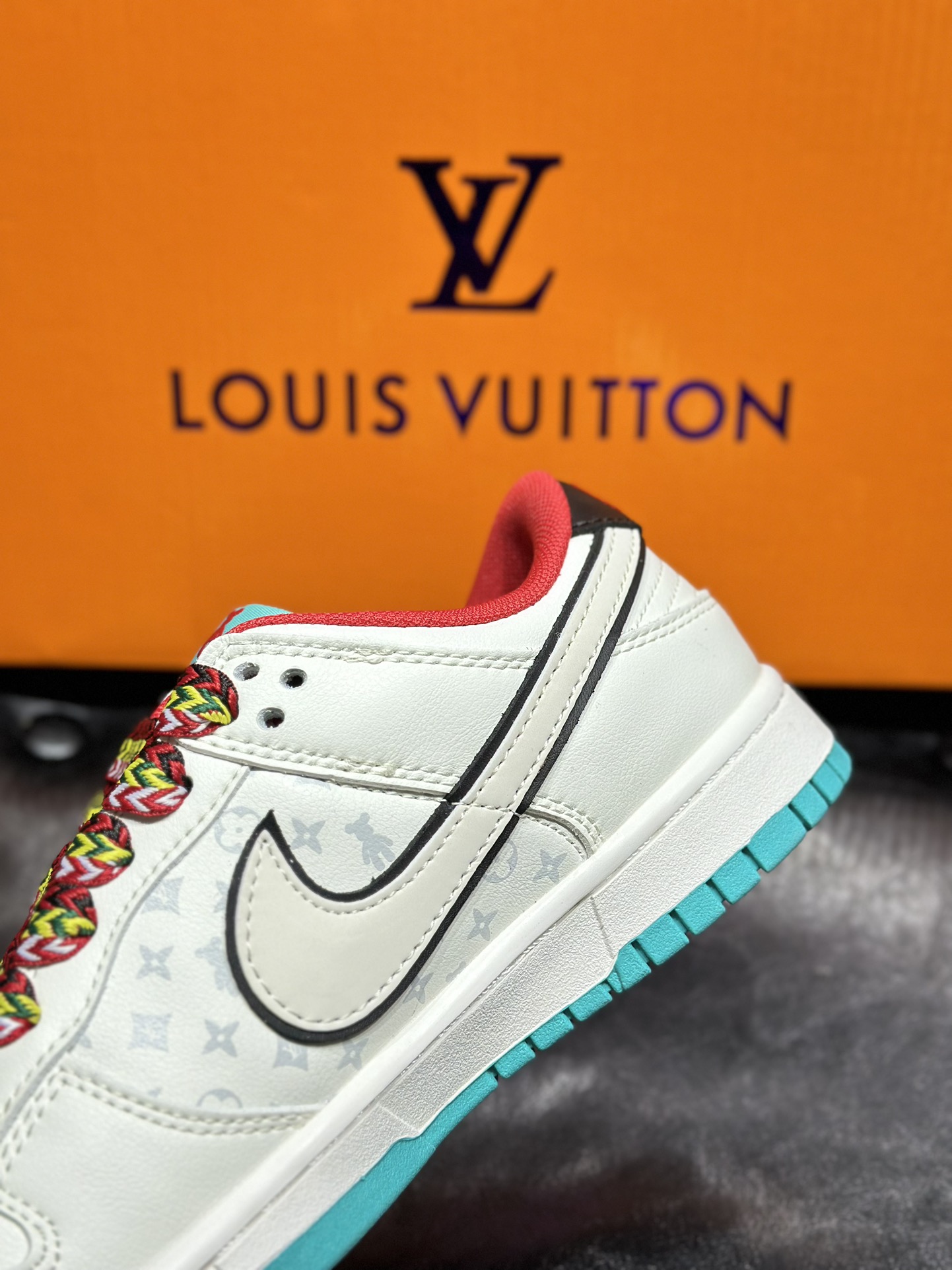 Dior Nike Board Shoes L