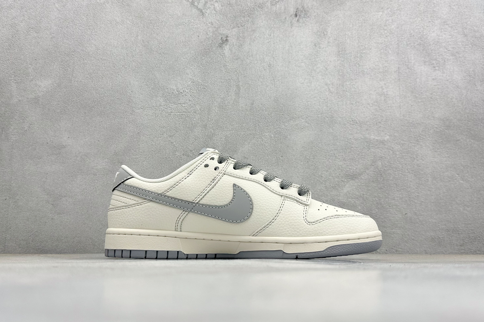 Nike Board Shoes L-s