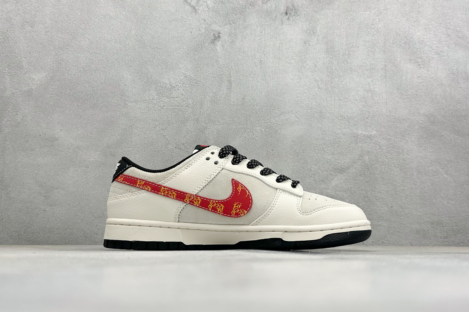 Nike Board Shoes L-s