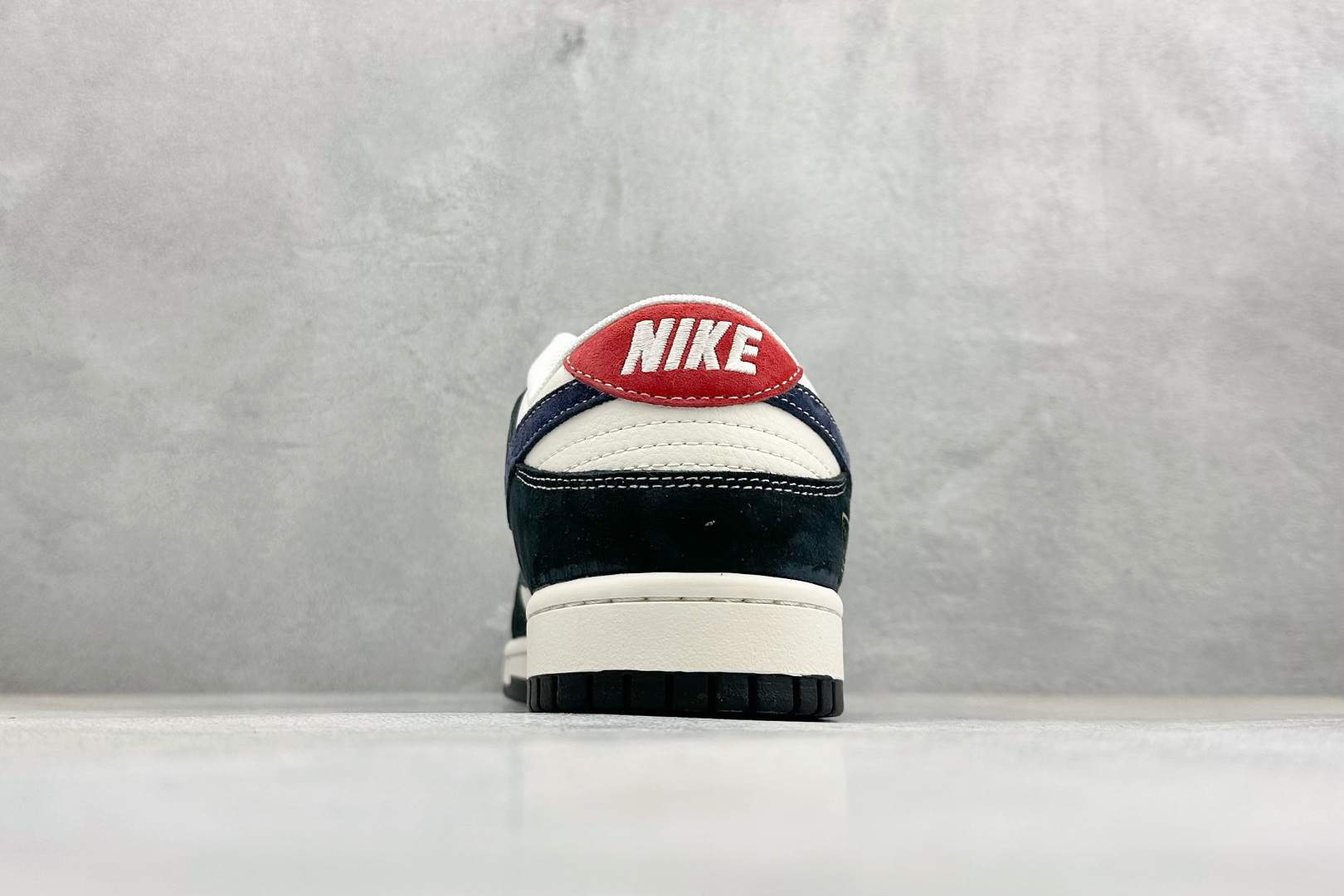 Nike Board Shoes L-s