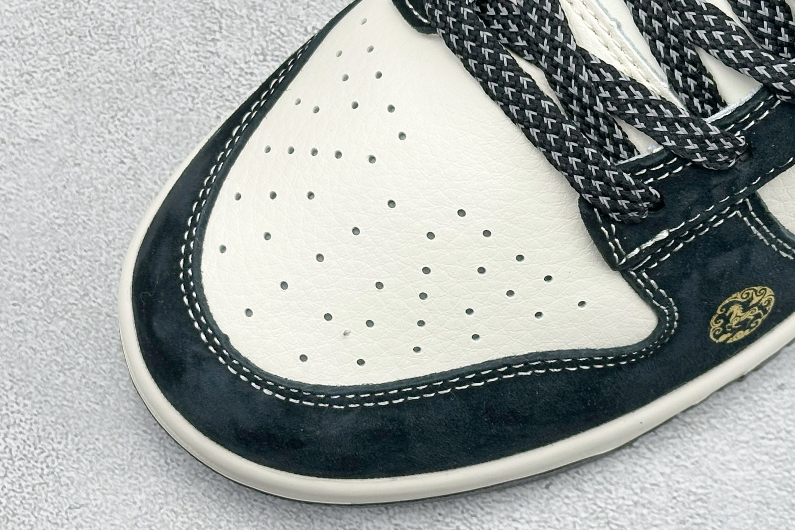 Nike Board Shoes L-s