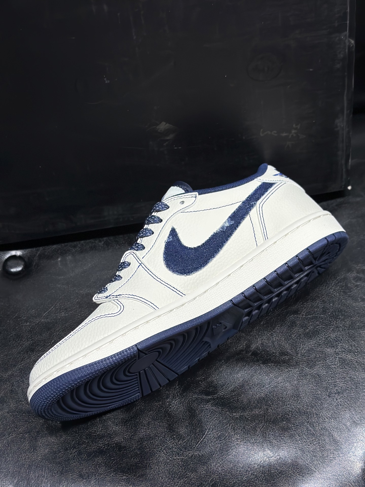 Nike Basic Shoes L