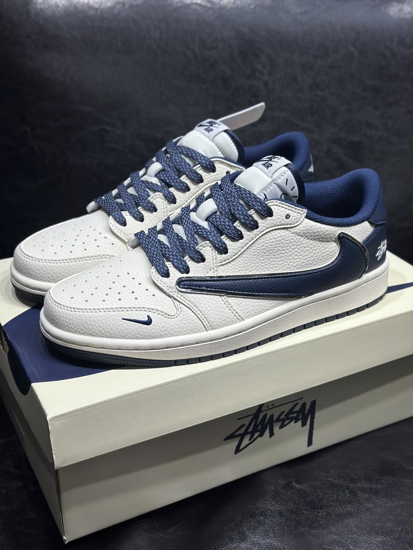 Nike Basic Shoes L
