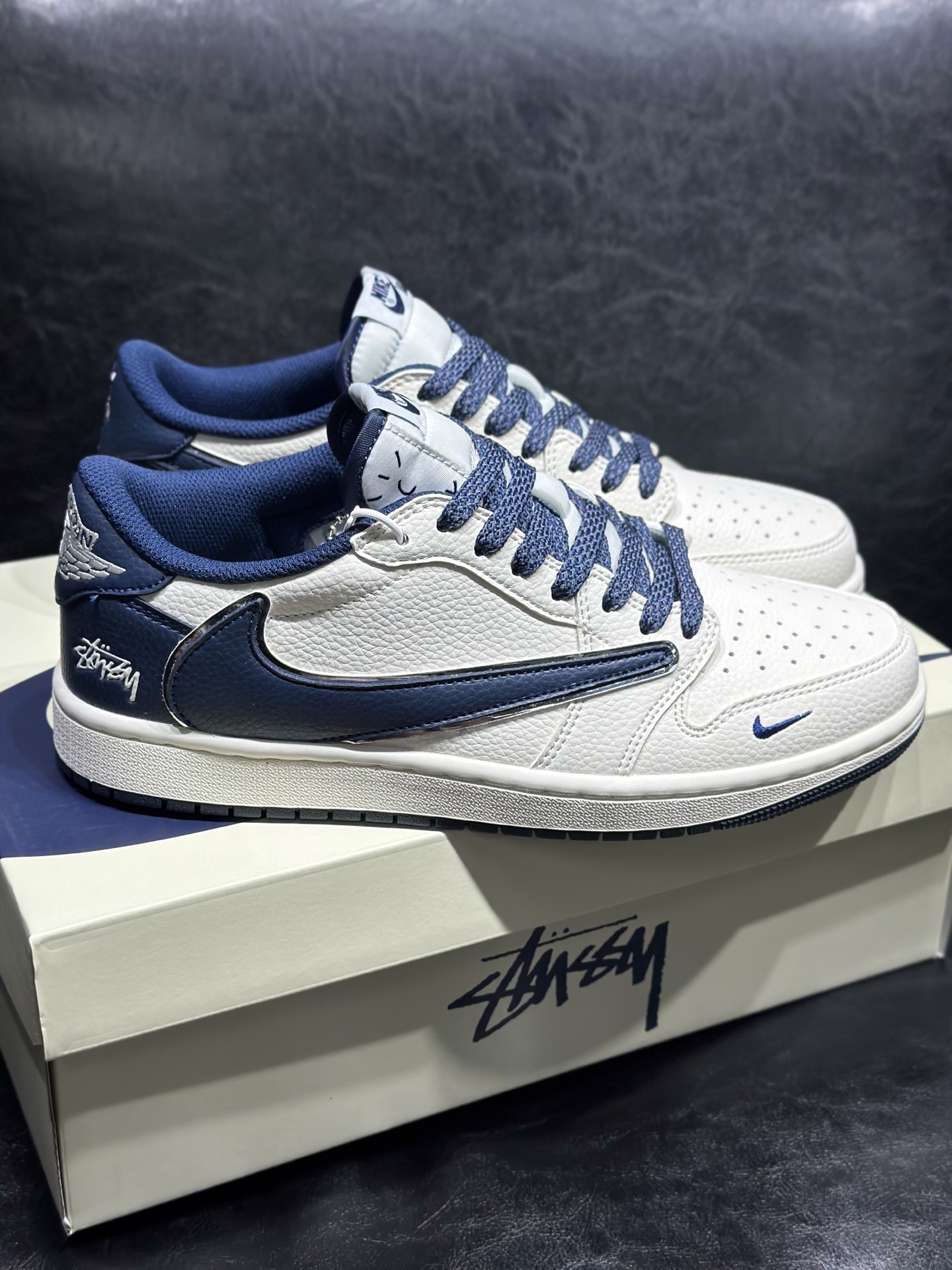 Nike Basic Shoes L