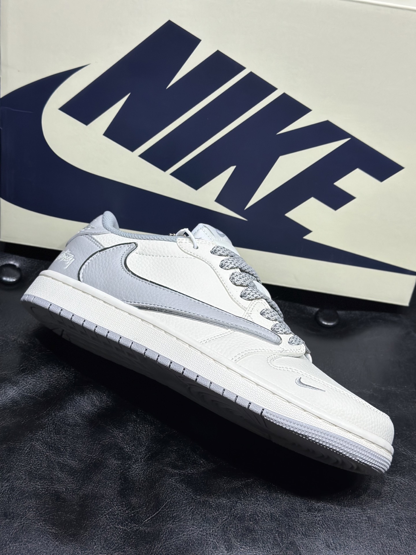 Nike Basic Shoes L