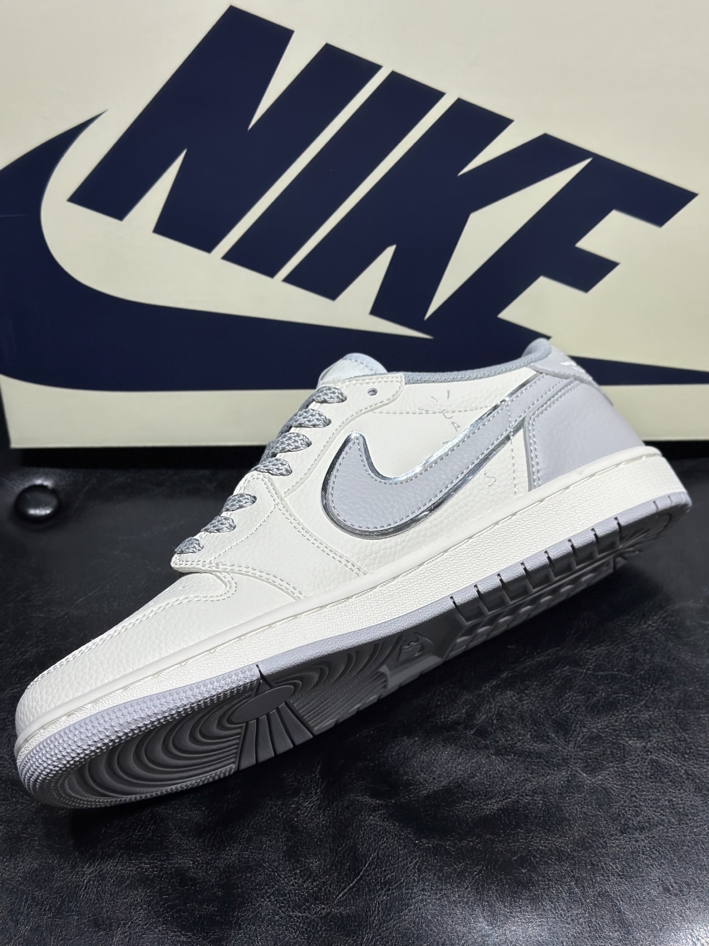 Nike Basic Shoes L